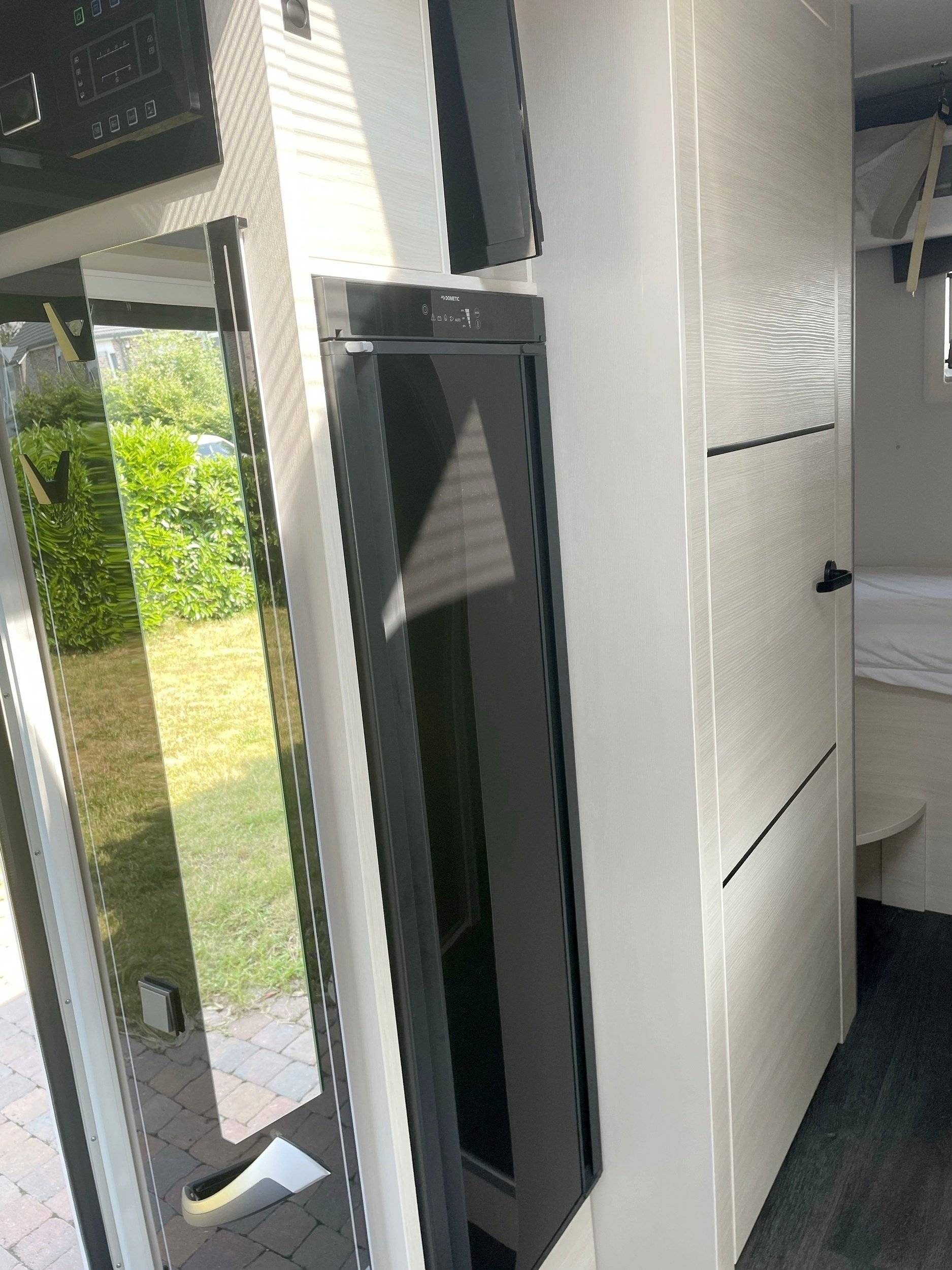 Challenger 380 Graphite Premium