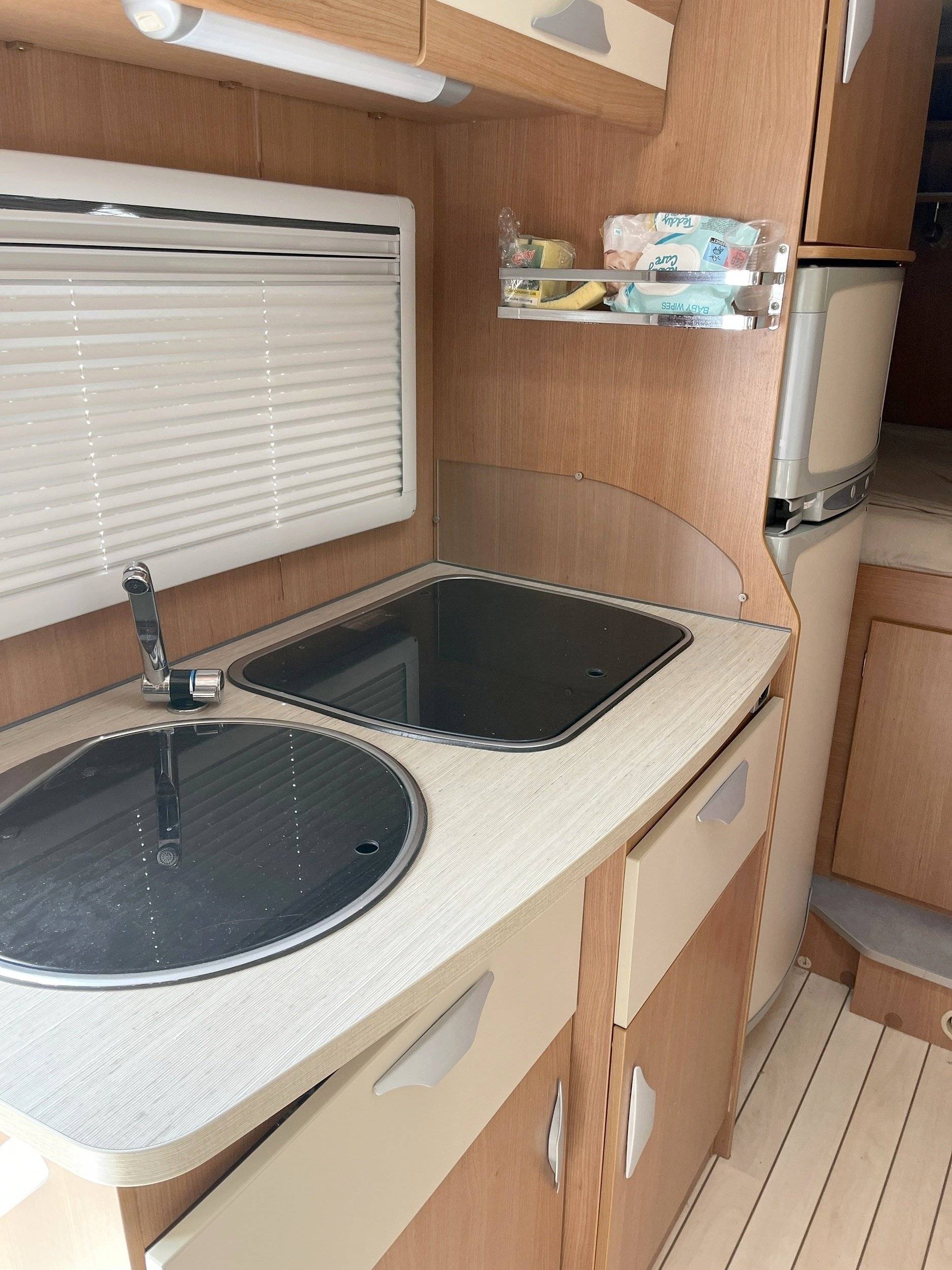 Pilote Aventura A705