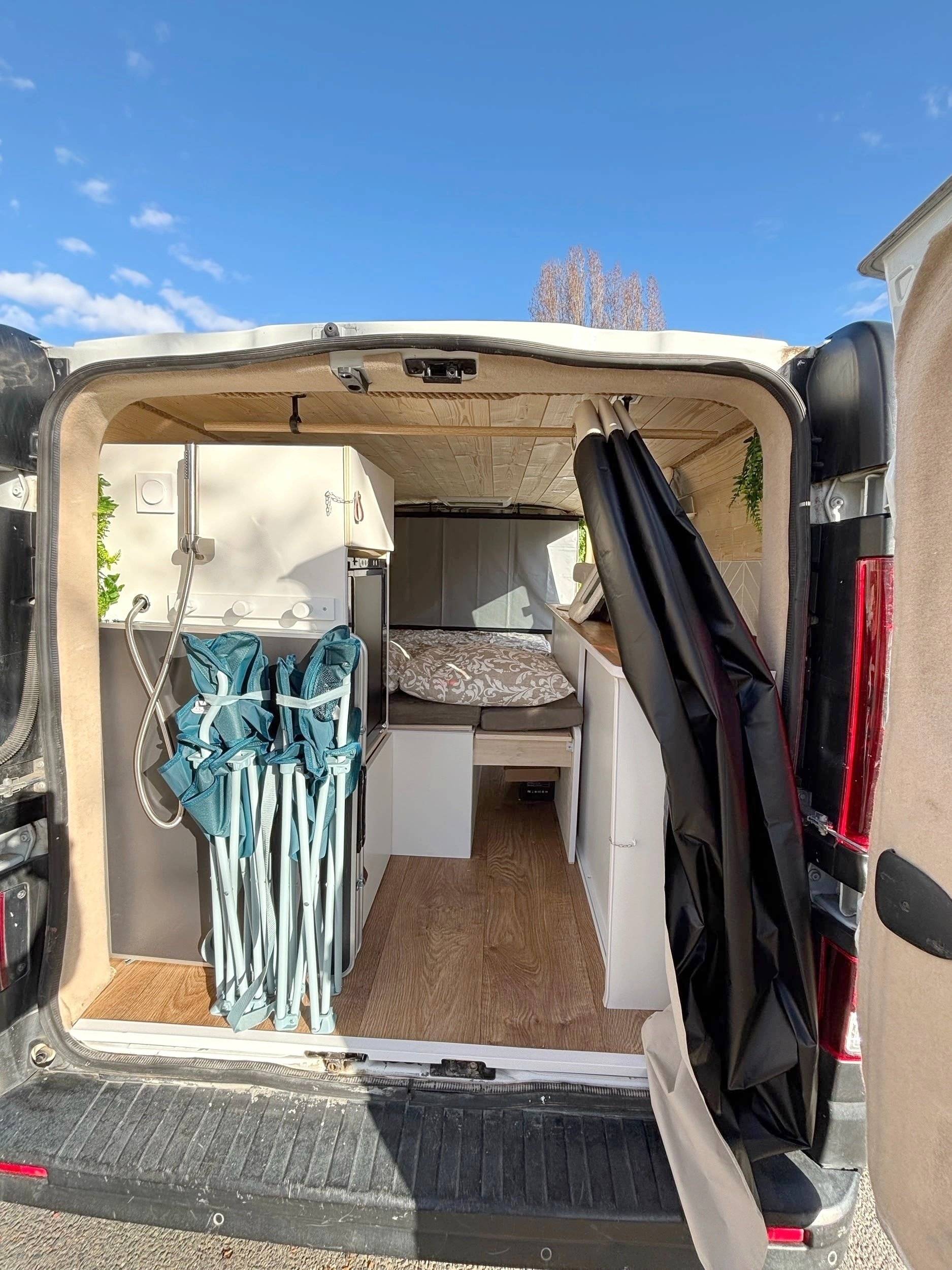 Renault Trafic L2H1 2 l 120 ch