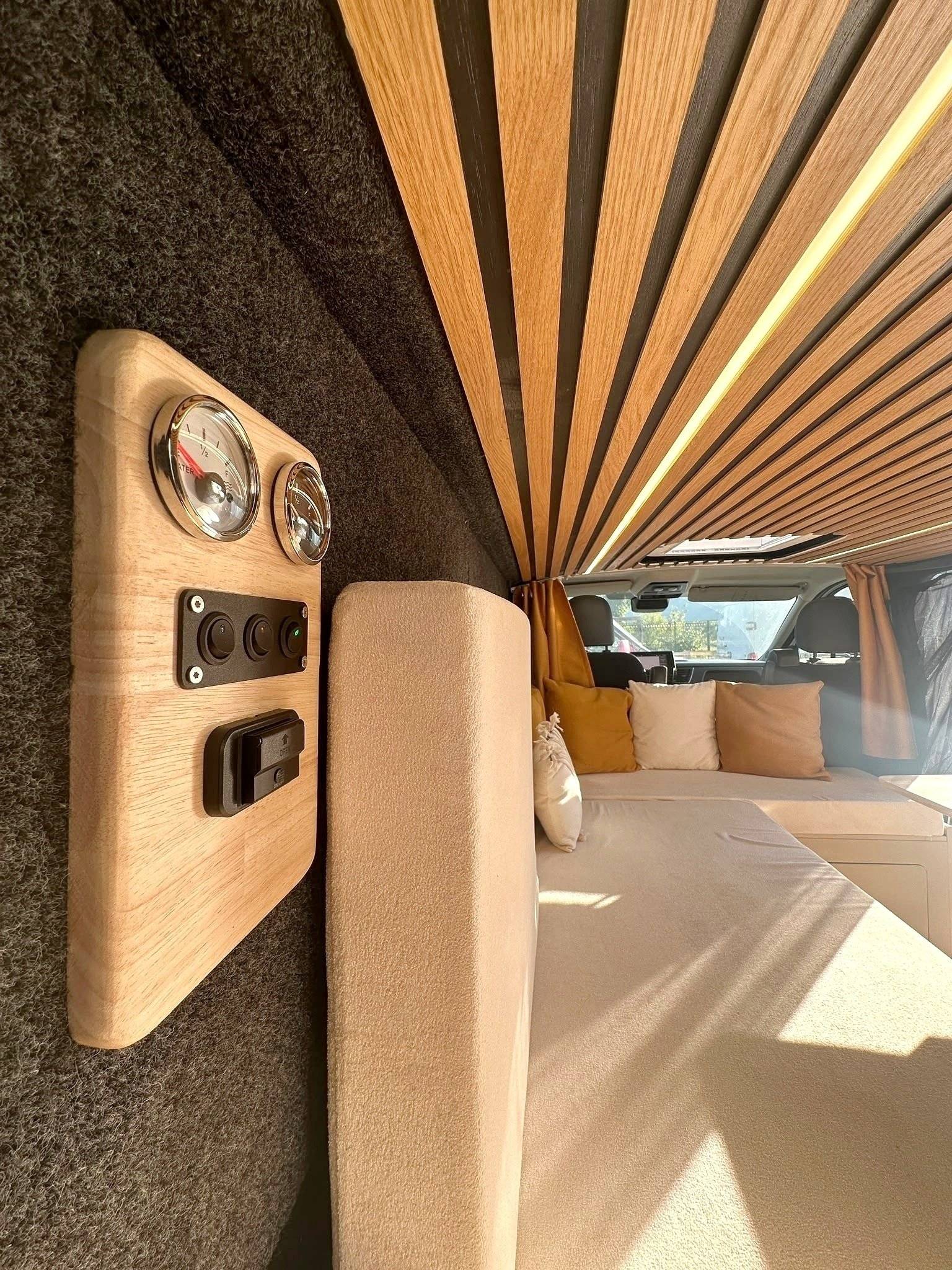 VANLAND VOYAGE Trafic 3 grand confort DCI 130 cv