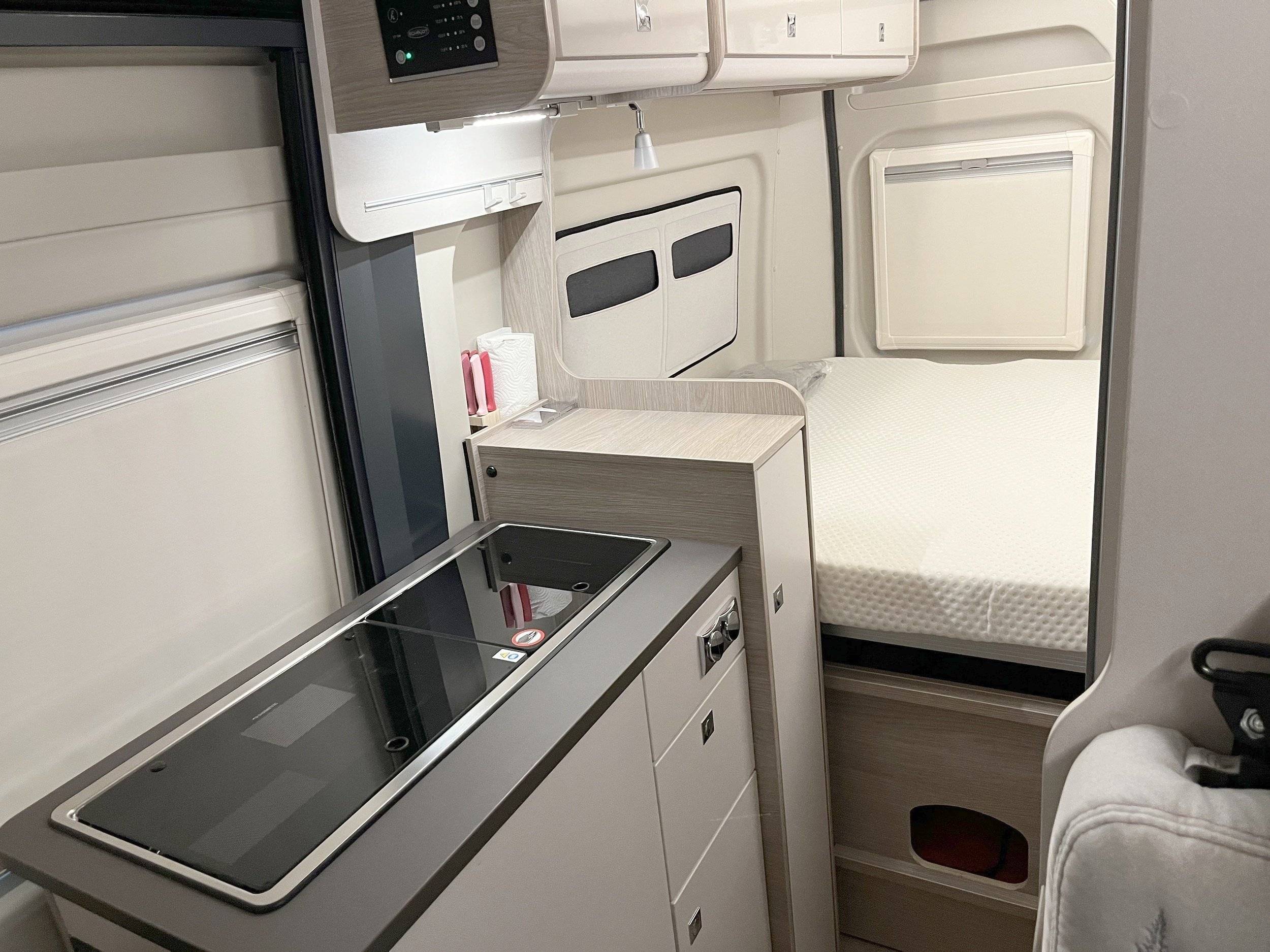 Bürstner CAMPEO C540 BLACK FOREST