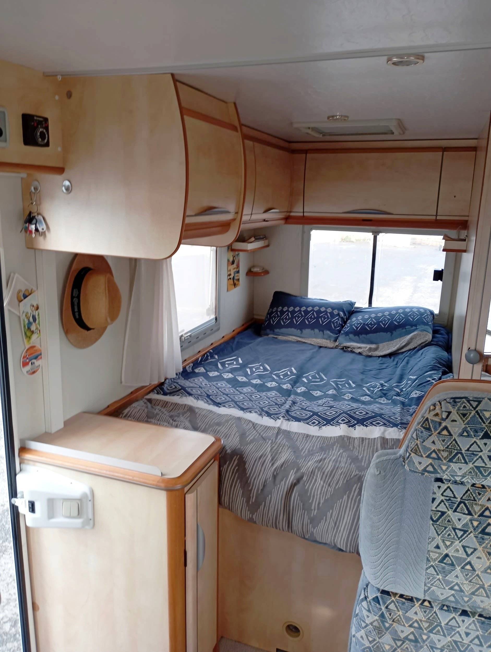 slaapplaatsen Fiat Ducato 2,8 JTD - Yescapa
