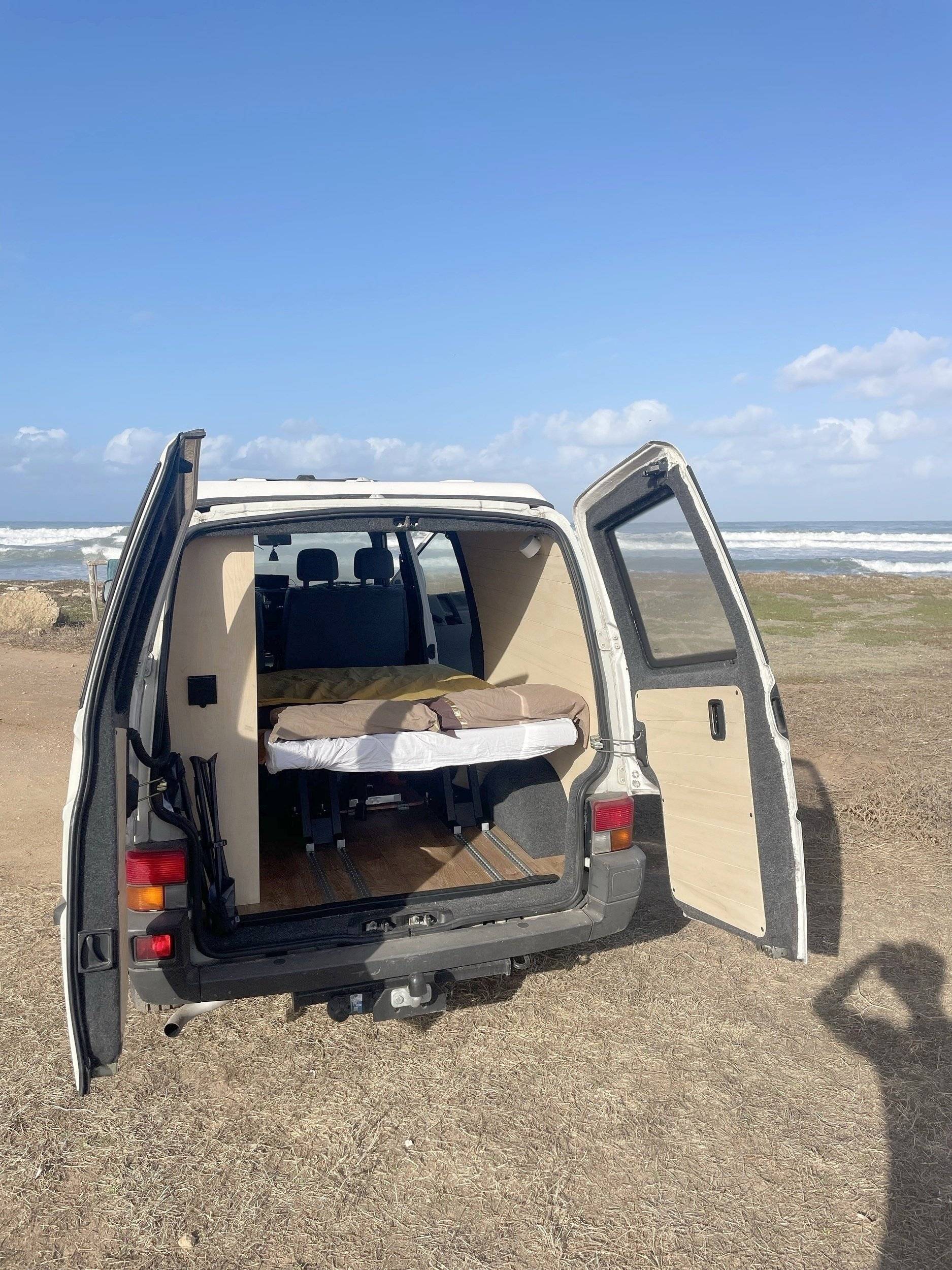 Custo Van Transporter T4 2.4D