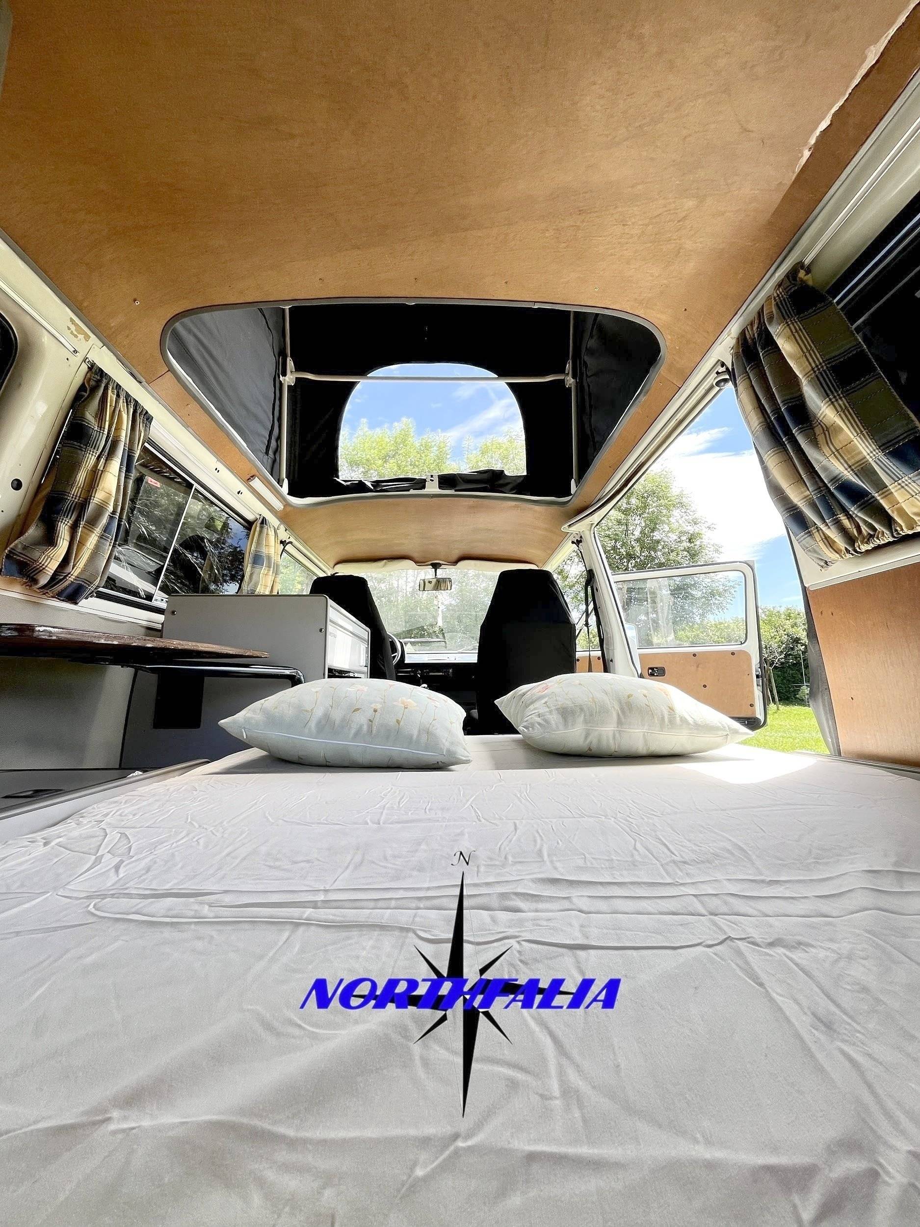 Berth Volkswagen Volkswagen Transporter - Yescapa