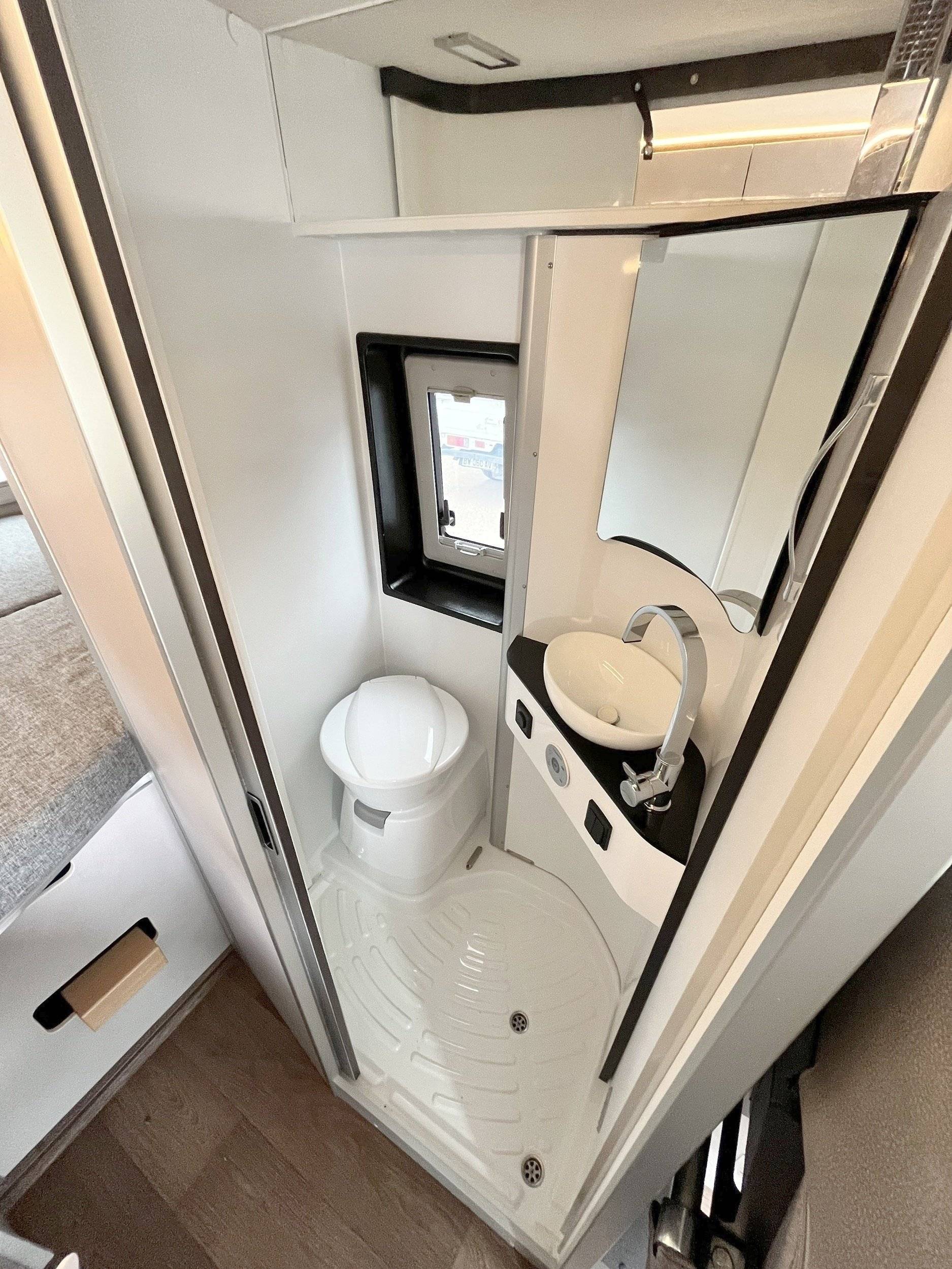 Pössl ¨Pössl 600 summit shine