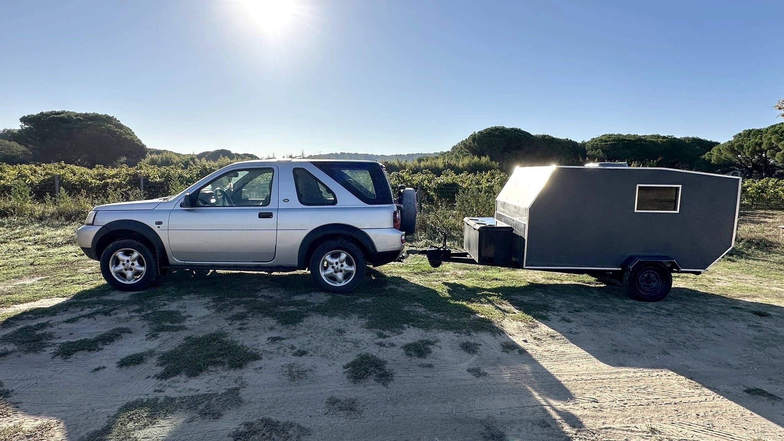 Vista del vehículo ángulo delantero  - Yescapa