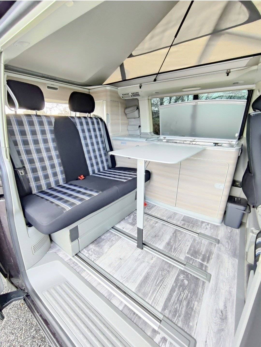 Westfalia Volkswagen T5 California 140ch