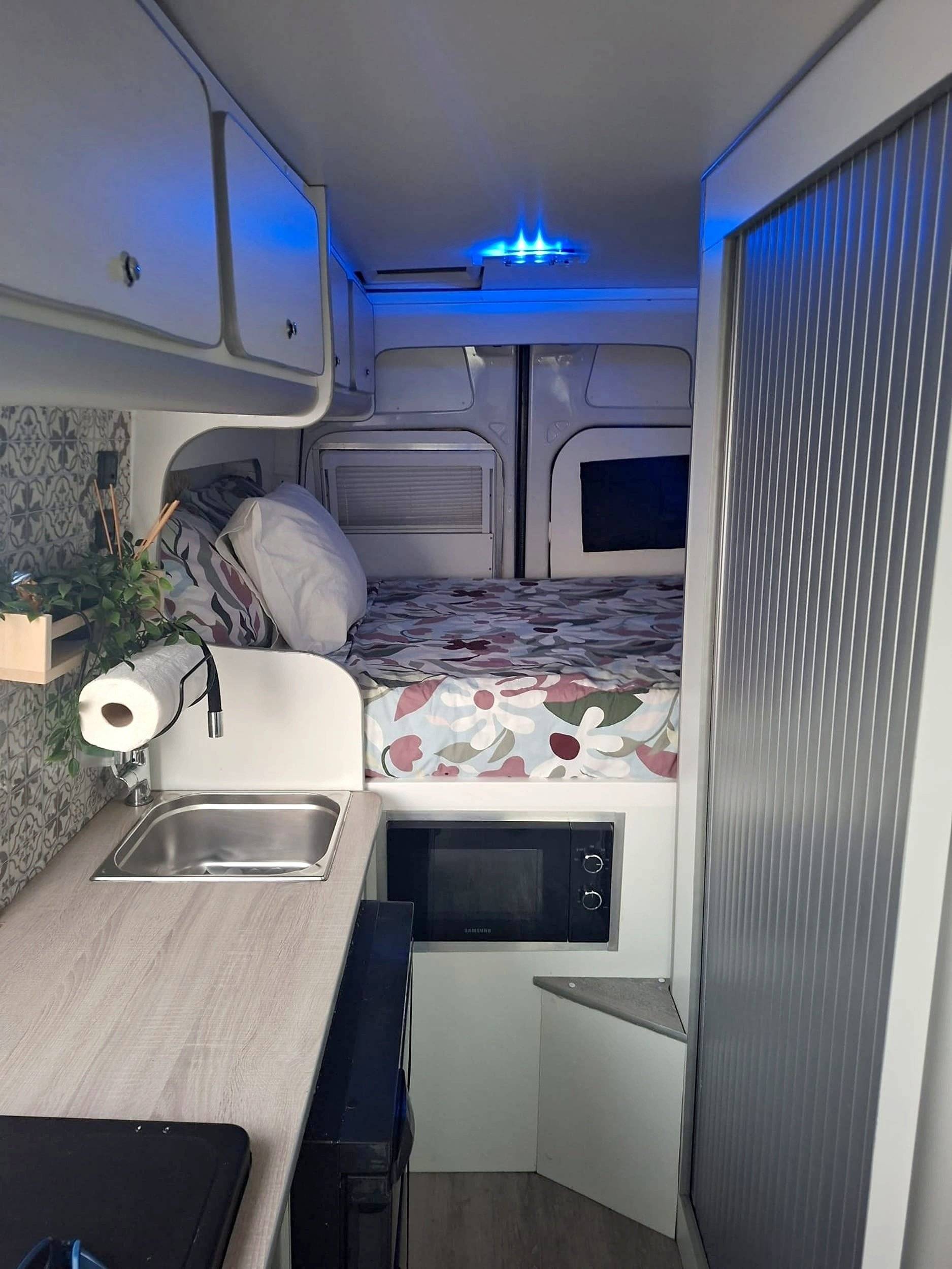 Car Caravane Crafter 2,0 l 102 ch