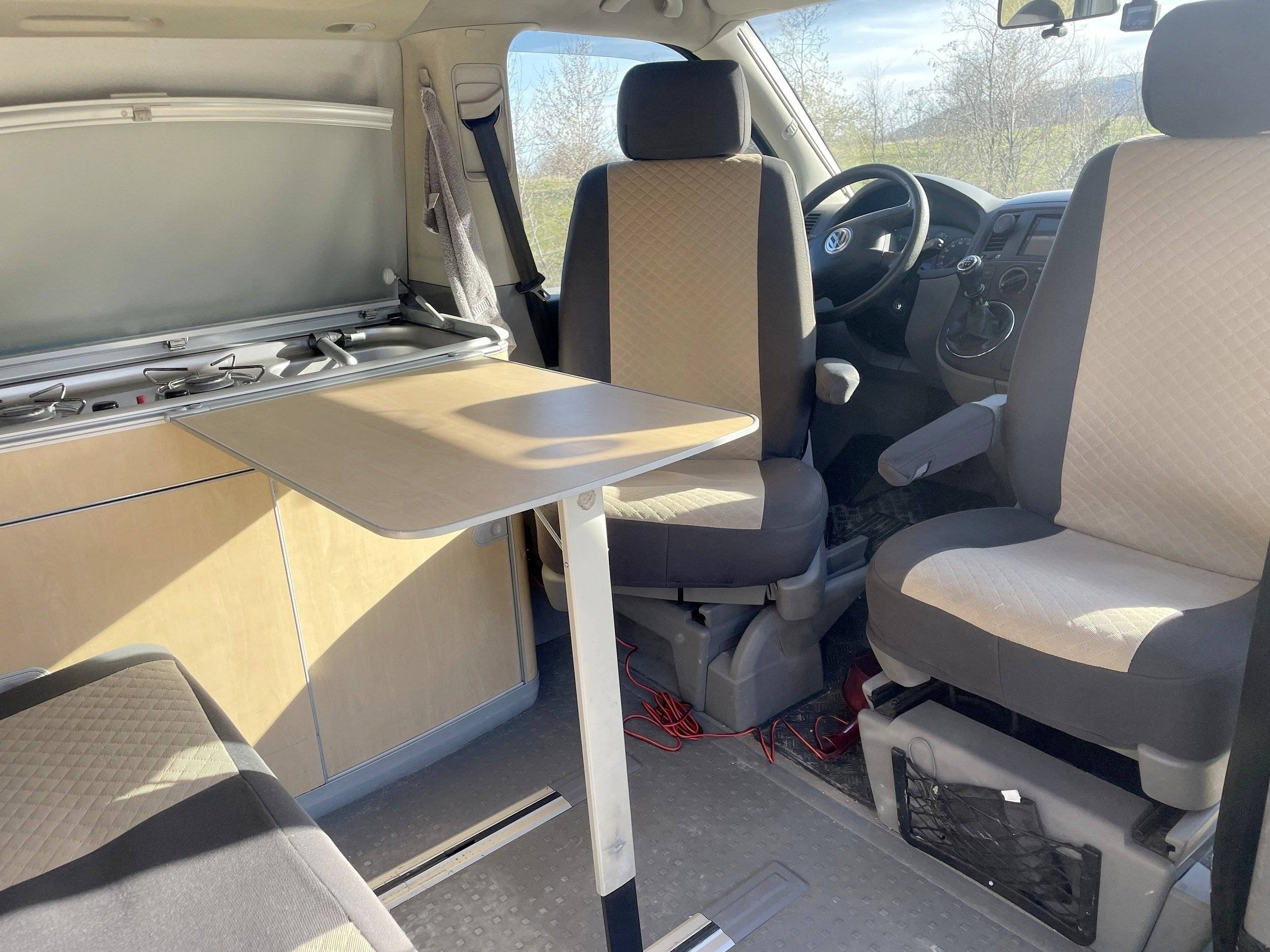 Coin repas Volkswagen California - Yescapa