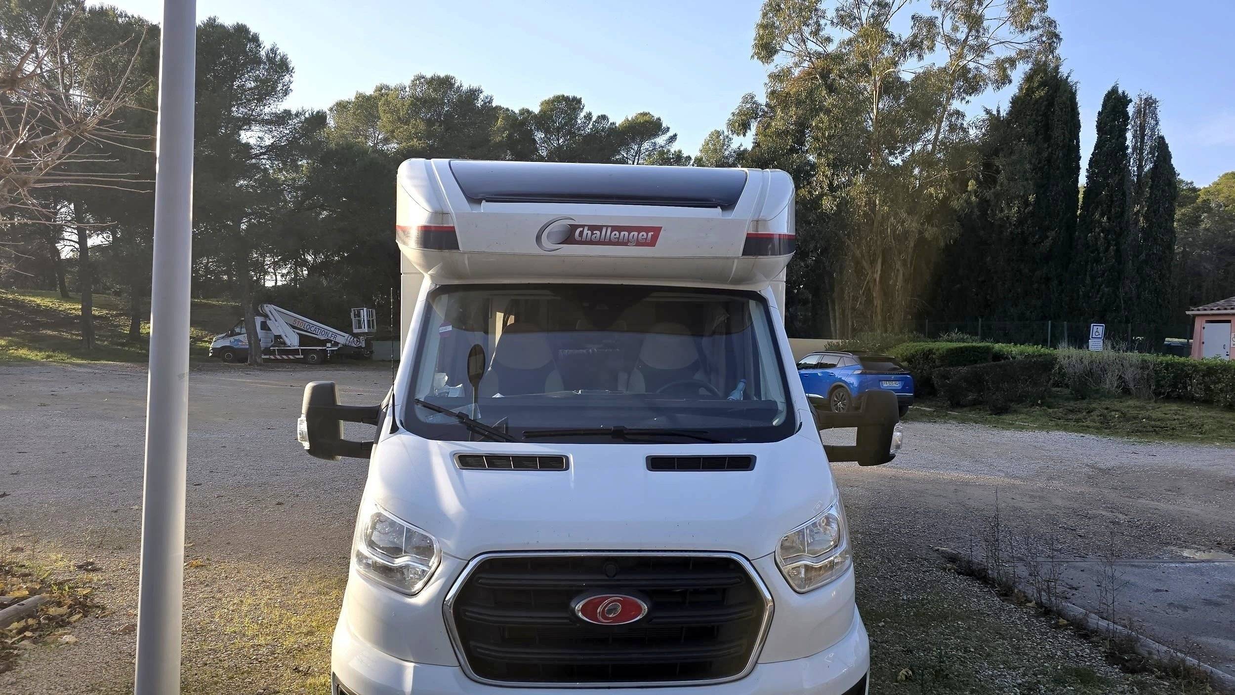 Challenger 308 Graphite Edition