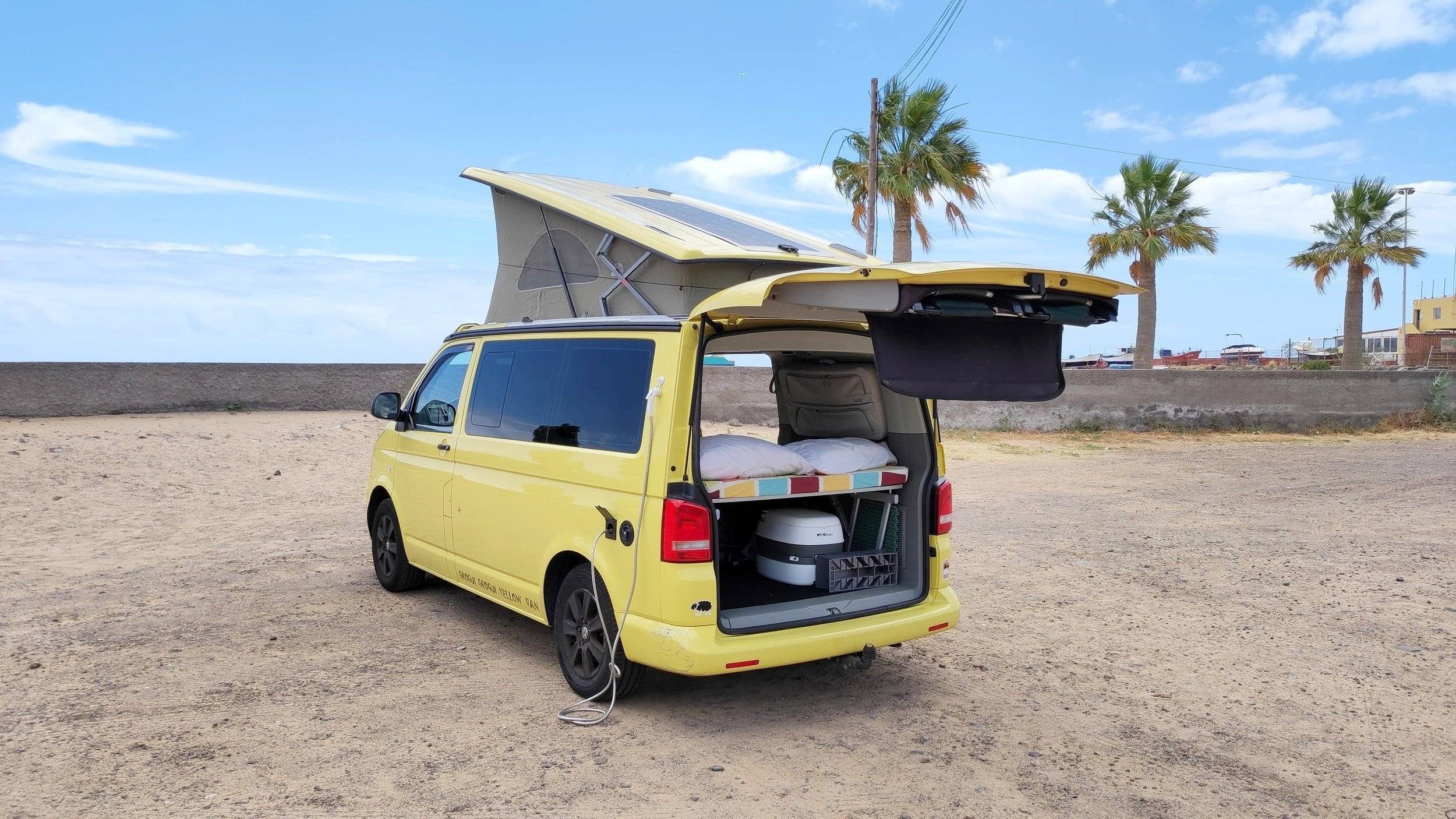 Volkswagen California Beach