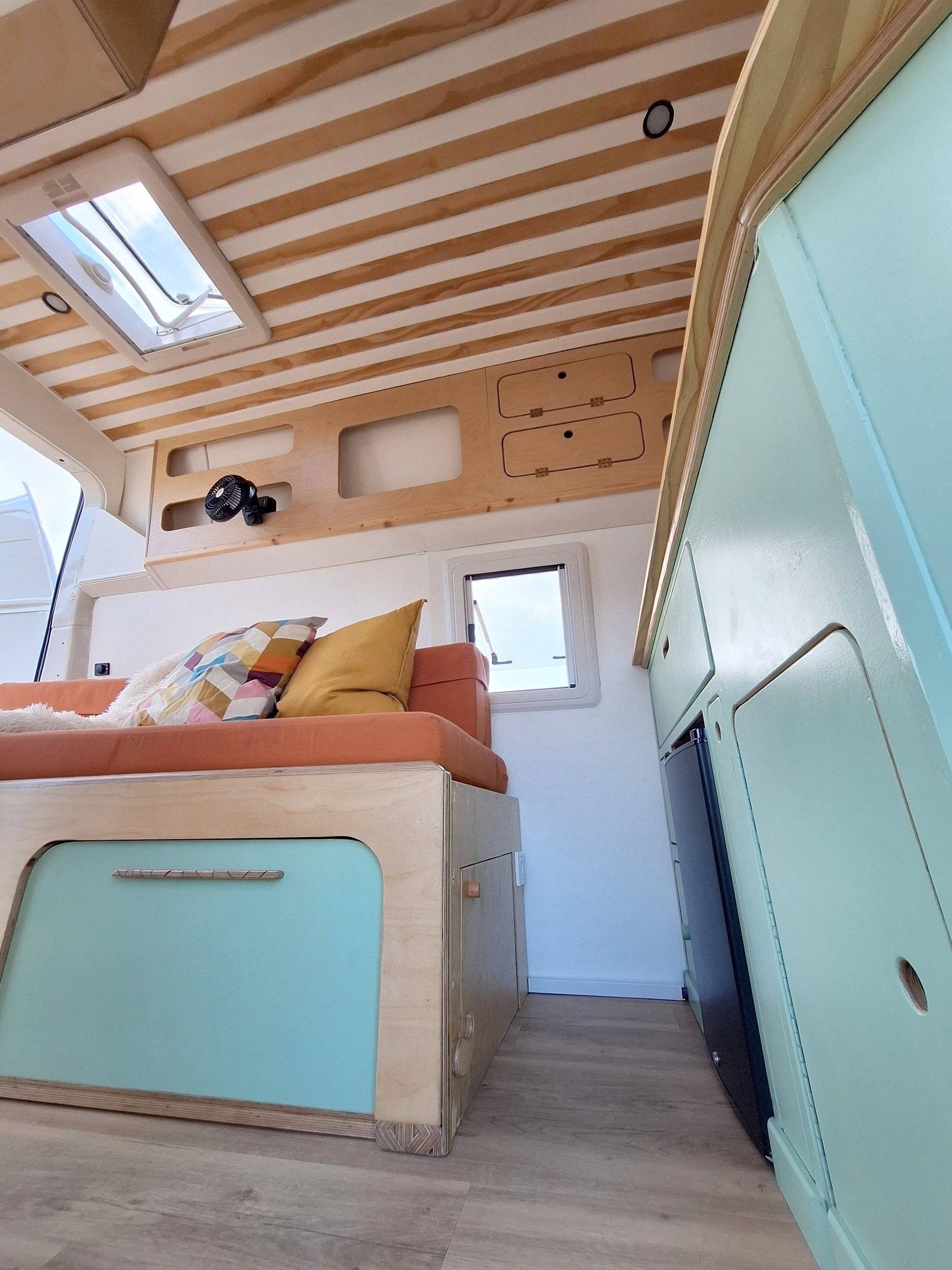 eu Volkswagen Transporter T6 TDI BM long