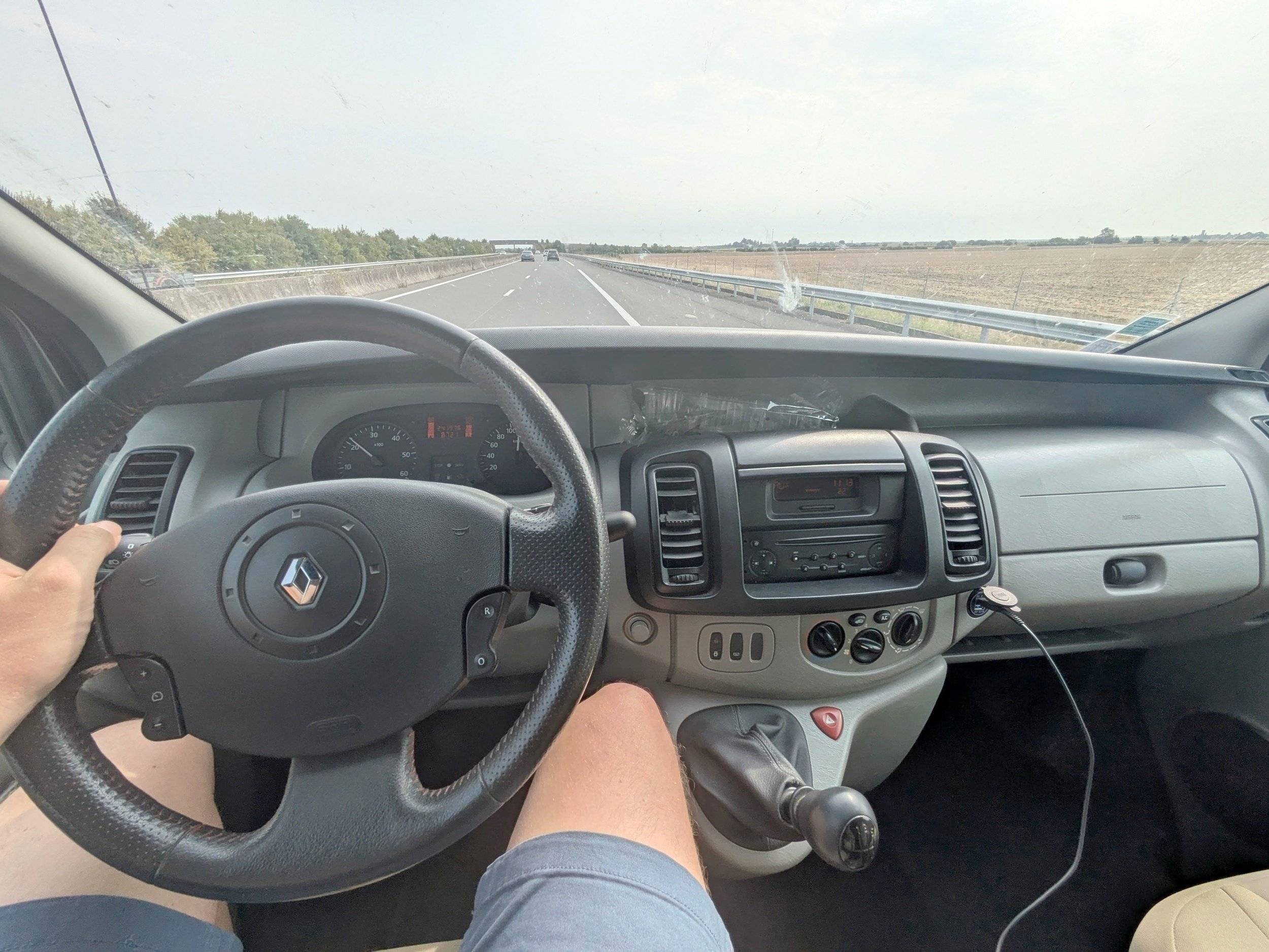 Flada6 Renault Trafic