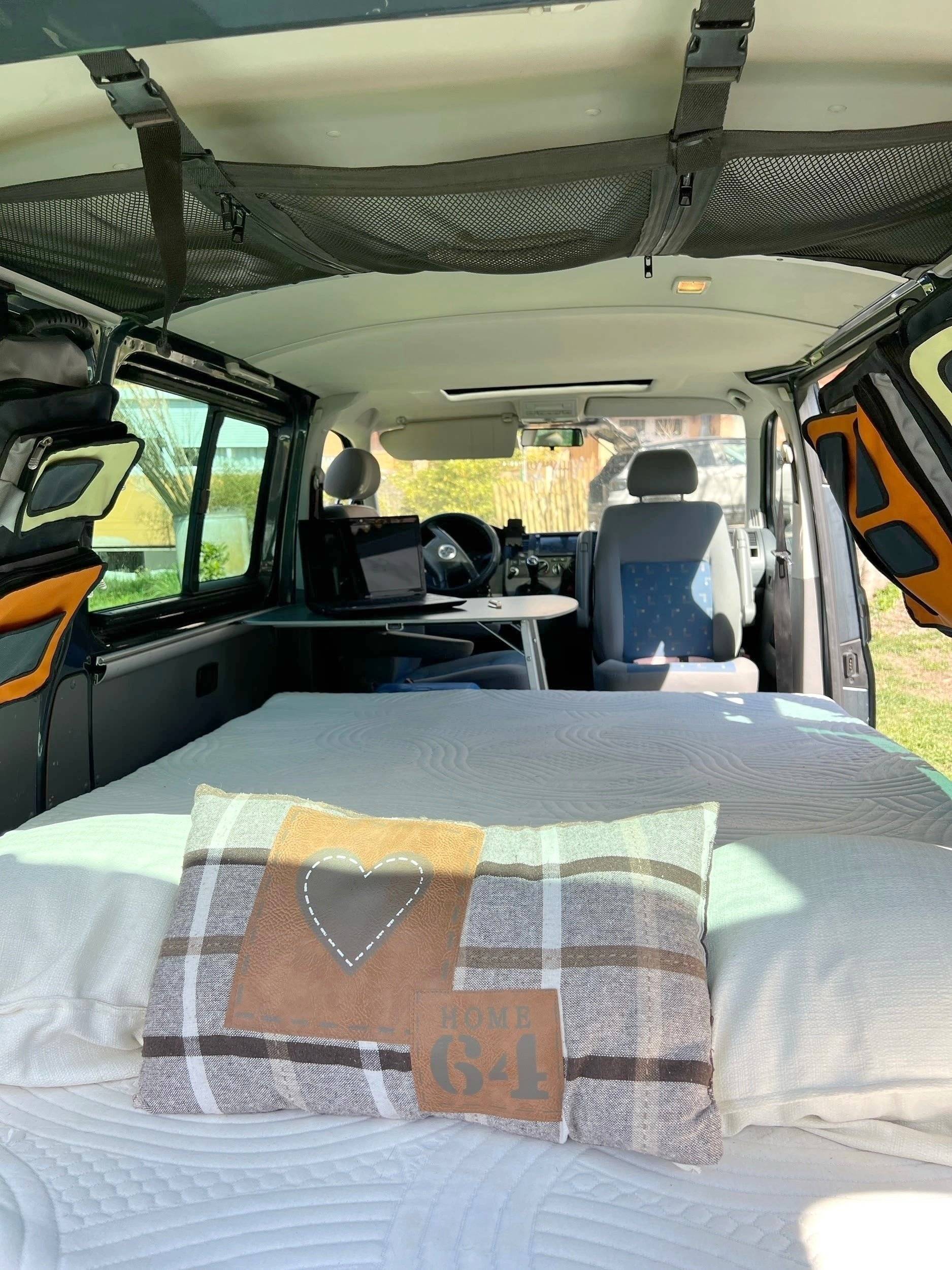 Berth Volkswagen - Yescapa