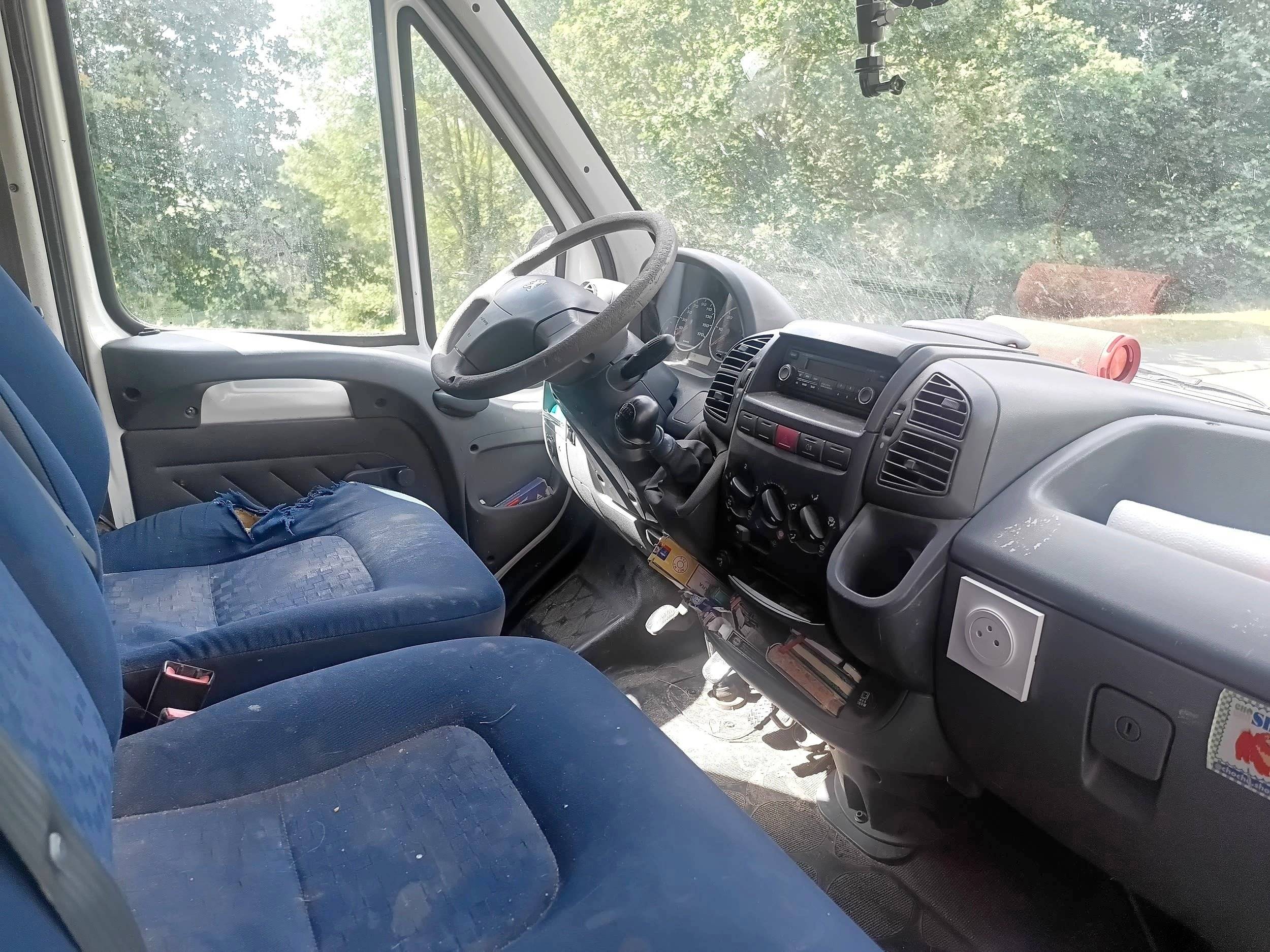 Peugeot Boxer 2,2 l hdi 130 ch