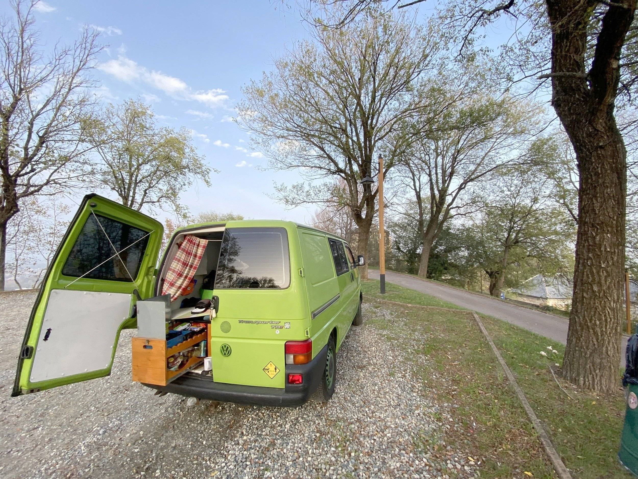 Volkswagen Caddy 2,5 l TDI 102 ch