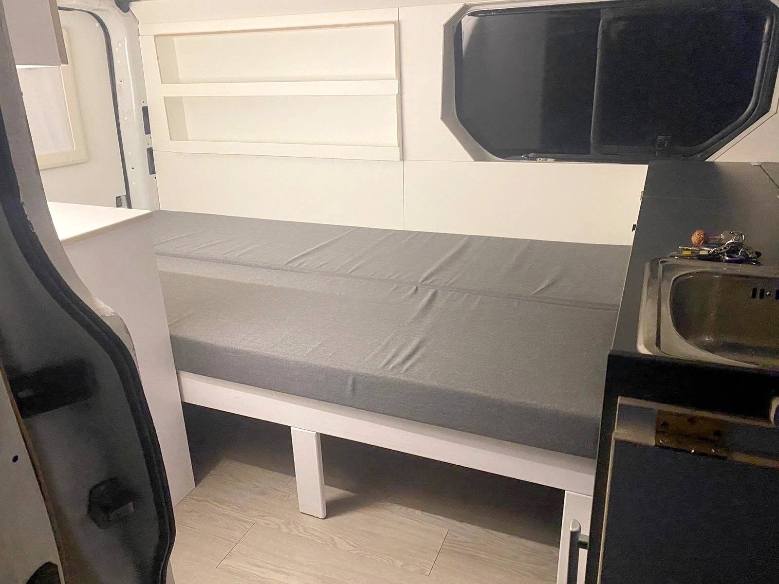 Berth Opel vivaro L2H1 - Yescapa