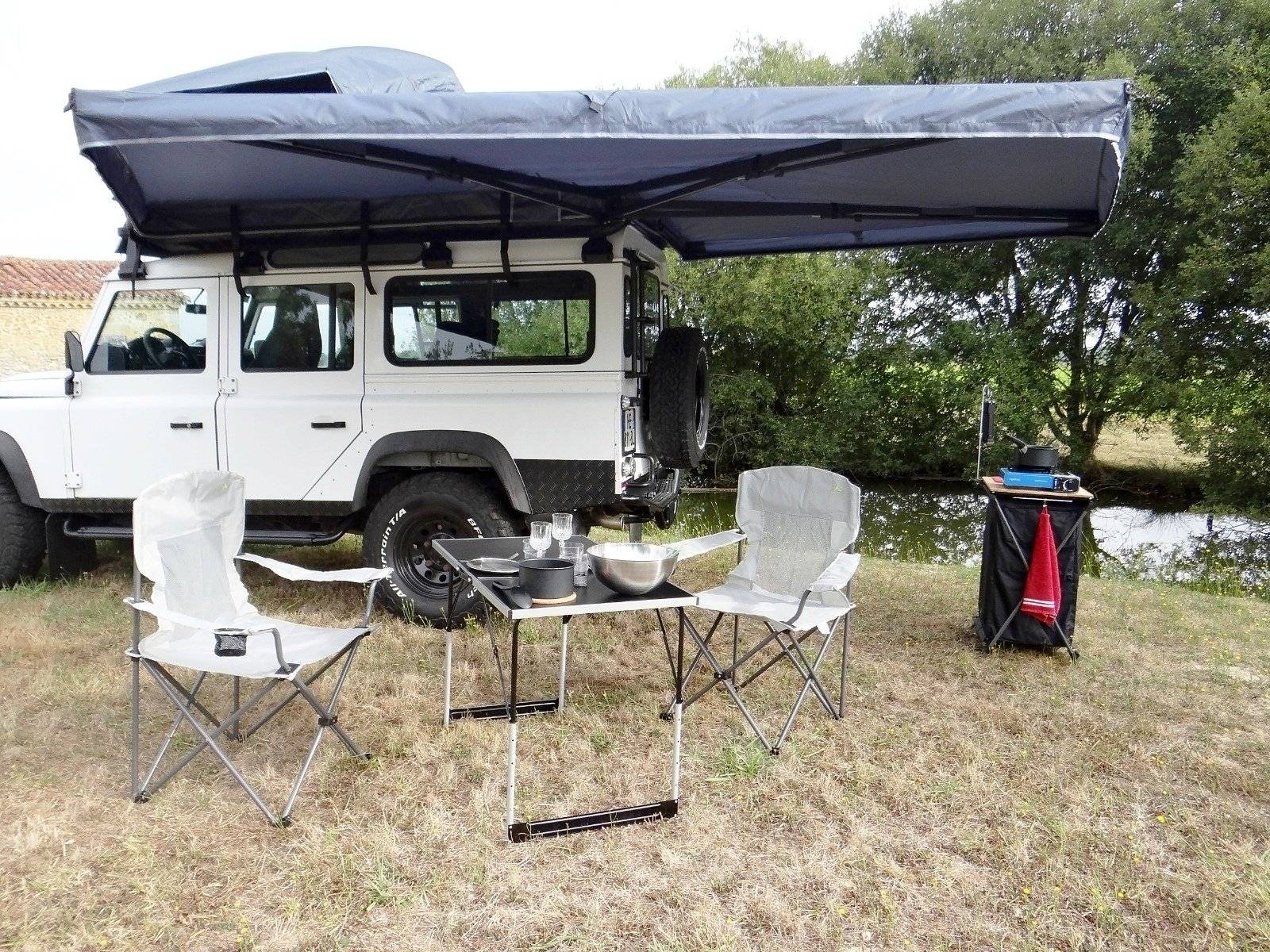 Dining Area Defender - Yescapa