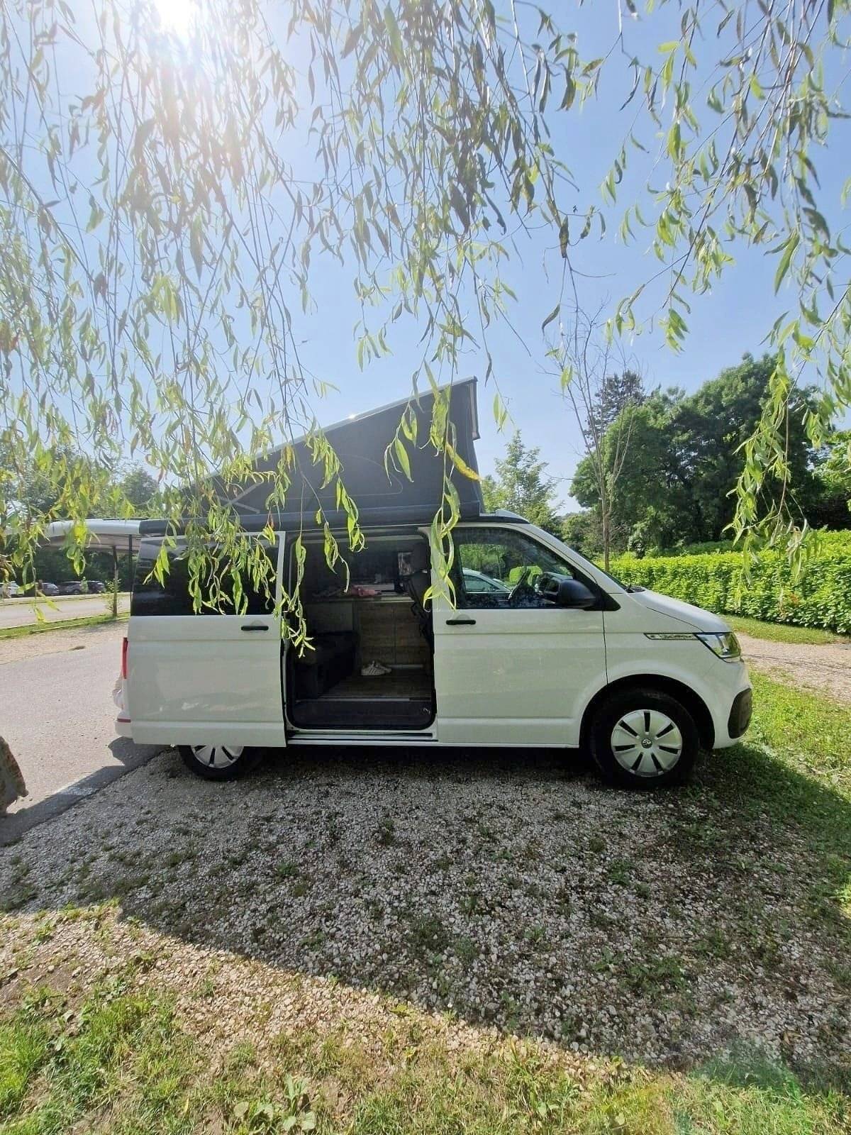 Volkswagen California Coast