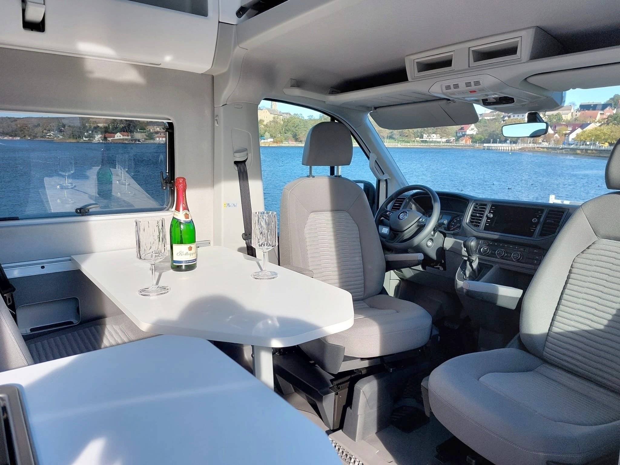 Volkswagen Grand California 600