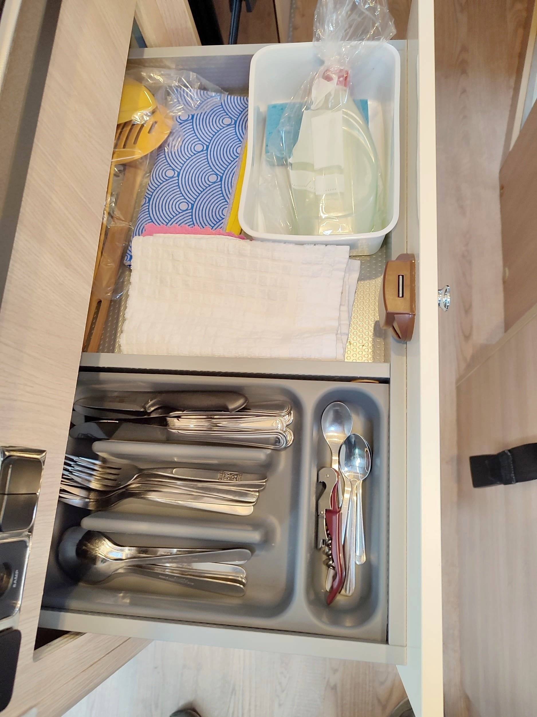 clever celebration 600