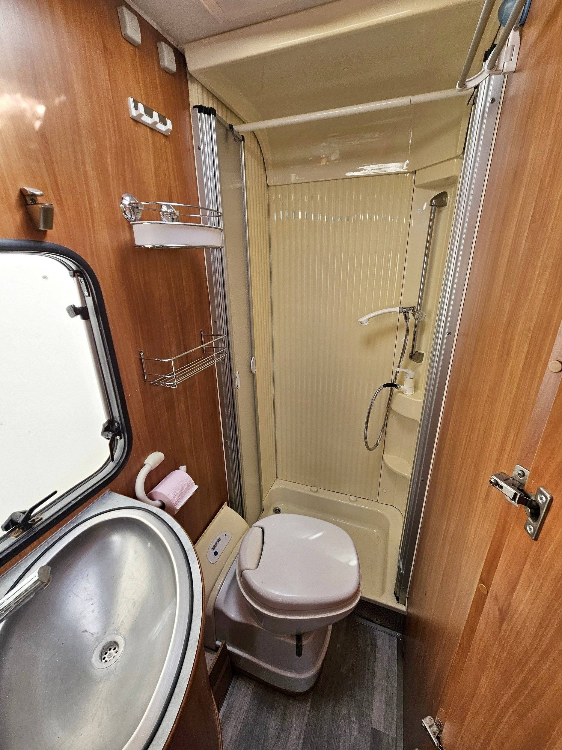 Dethleffs Globetrotter Elegance