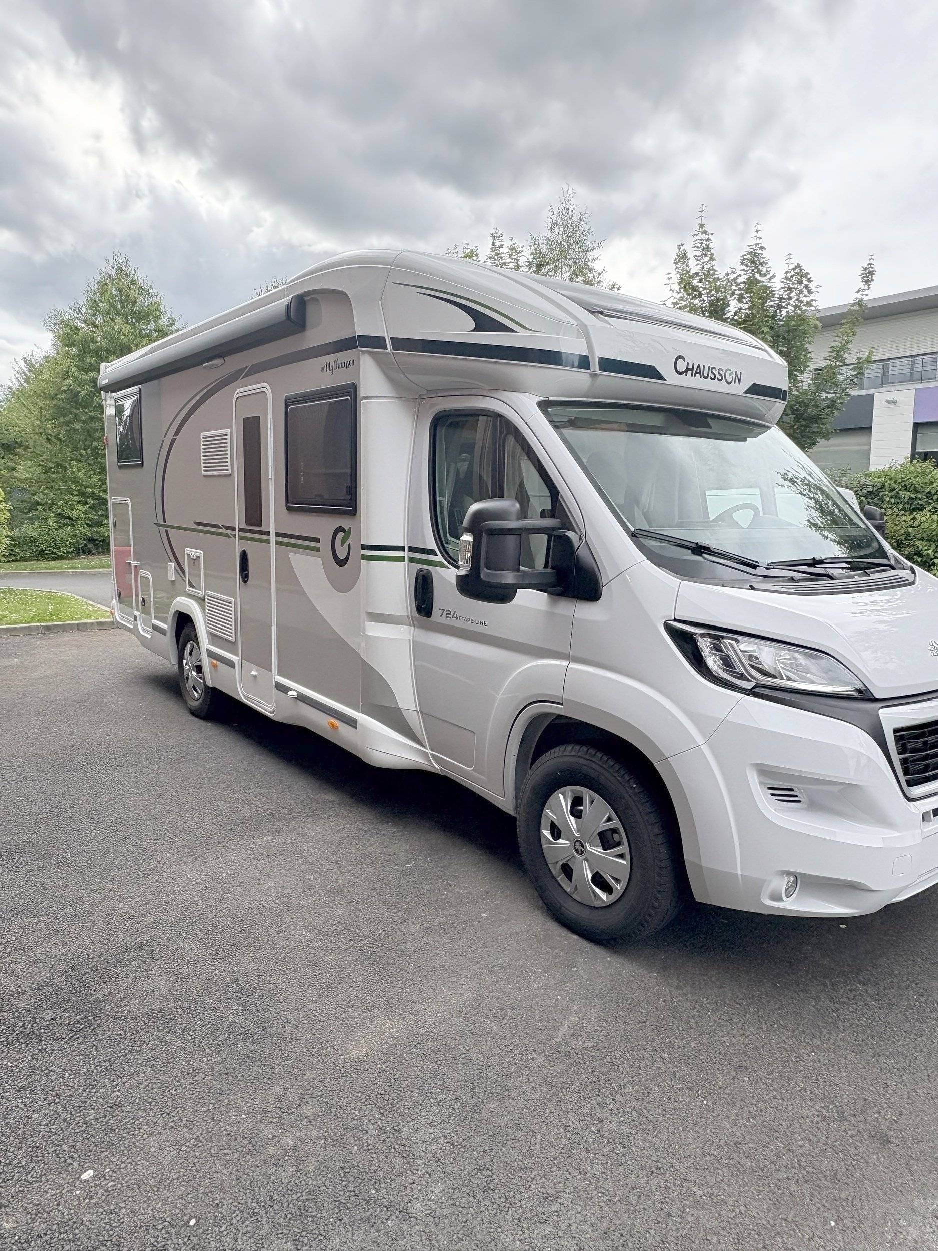 Chausson 724 etape line 