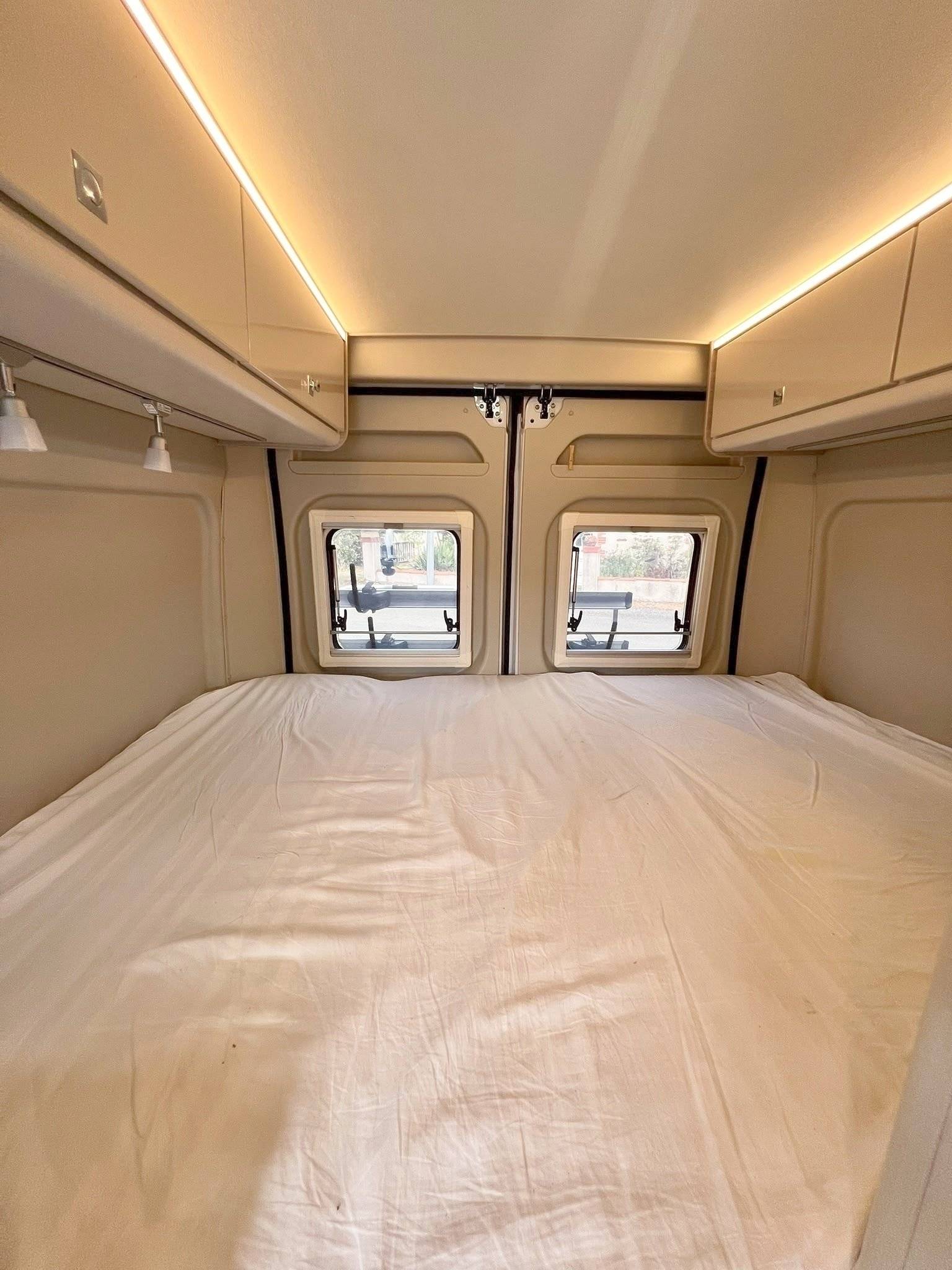 Plazas en cama Fiat - Yescapa