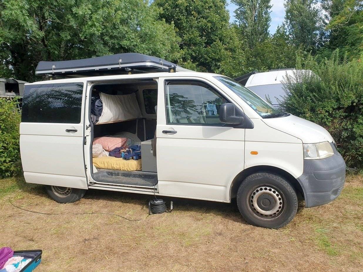 Volkswagen T5 2,5 l 130 ch