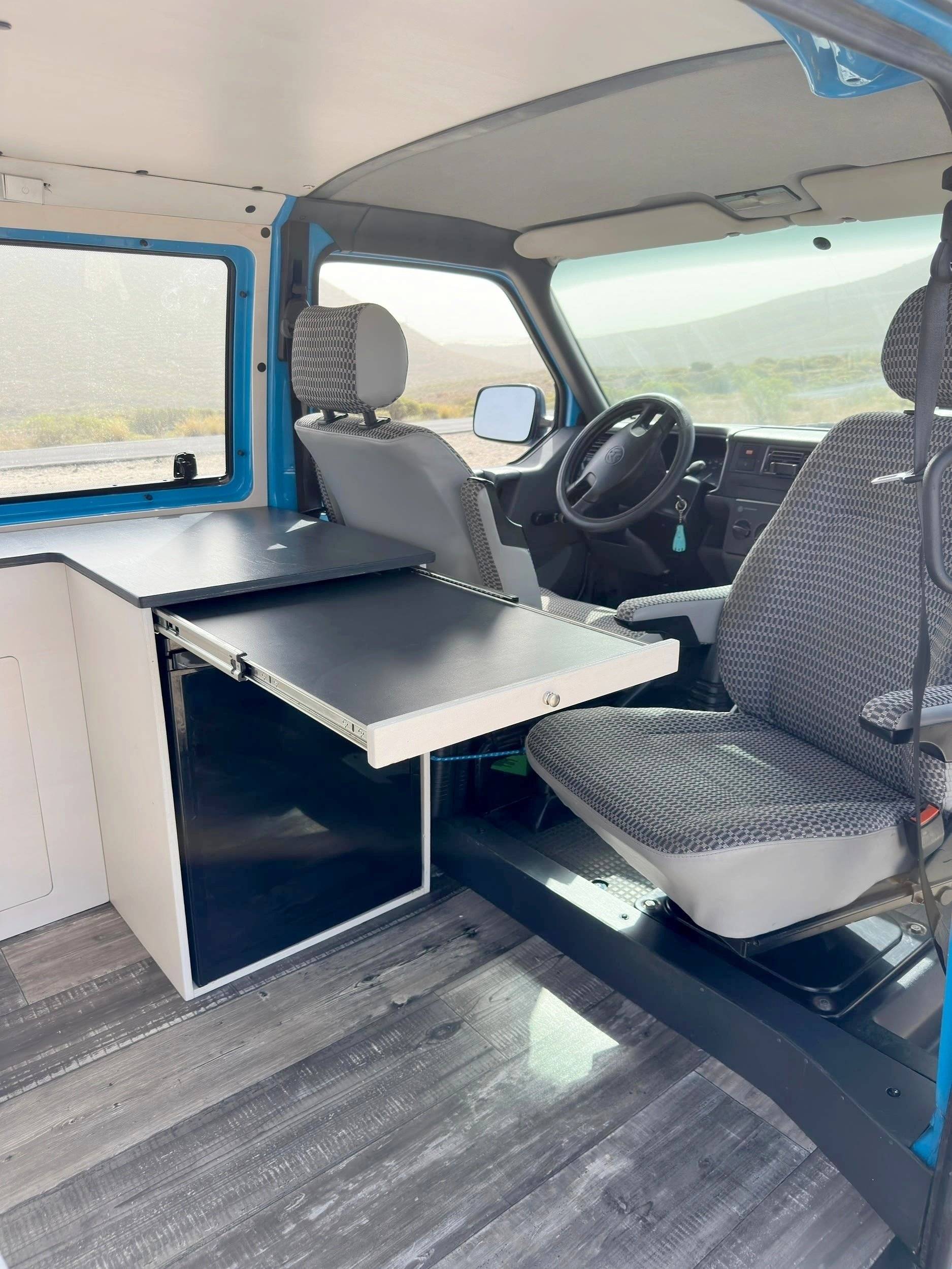 Coin repas Volkswagen Transporter 1.9 TD - Yescapa
