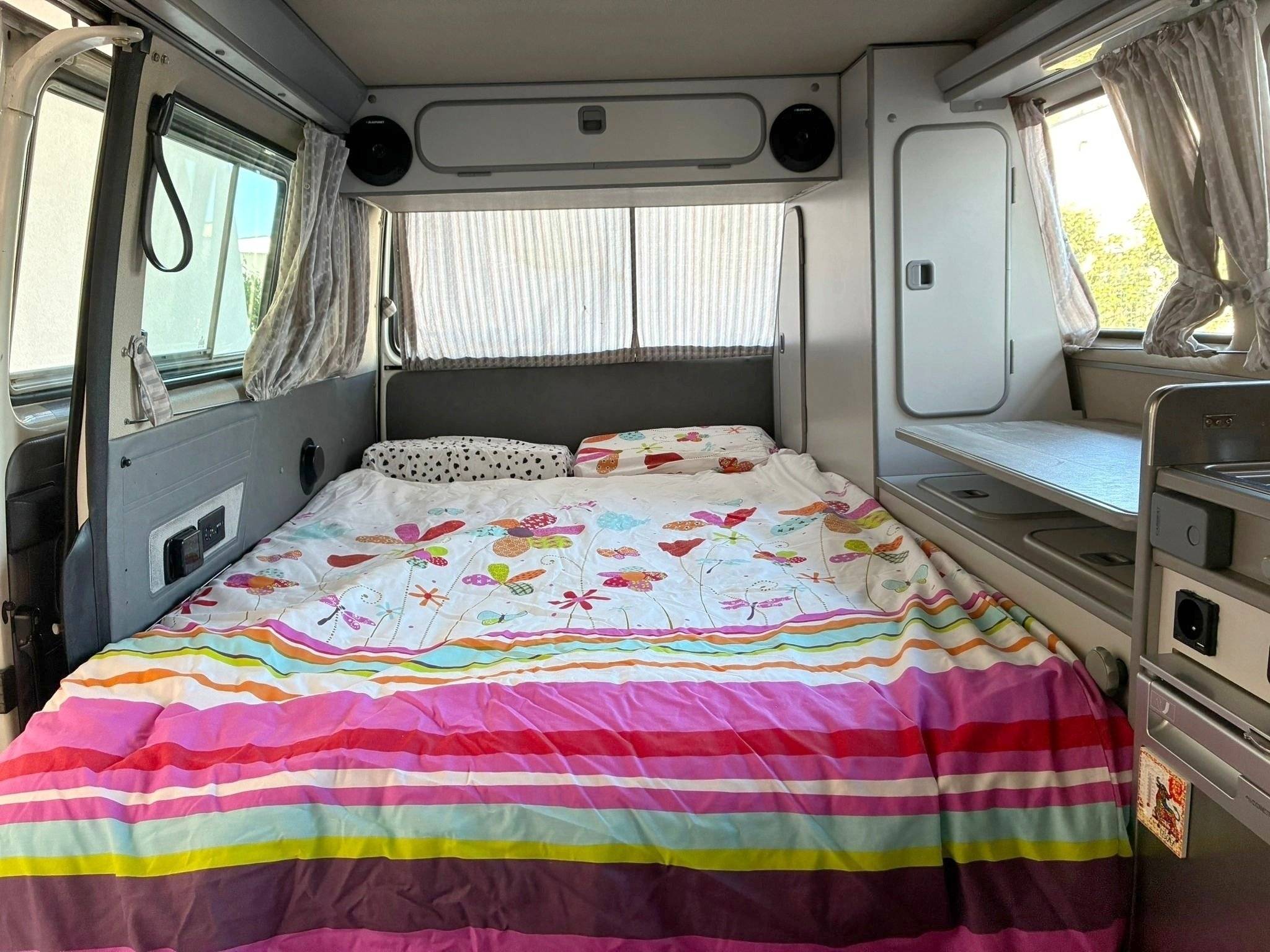 Schlafplätze Volkswagen T3 1.6 TD CALIFORNIA WESTFALIA - Yescapa