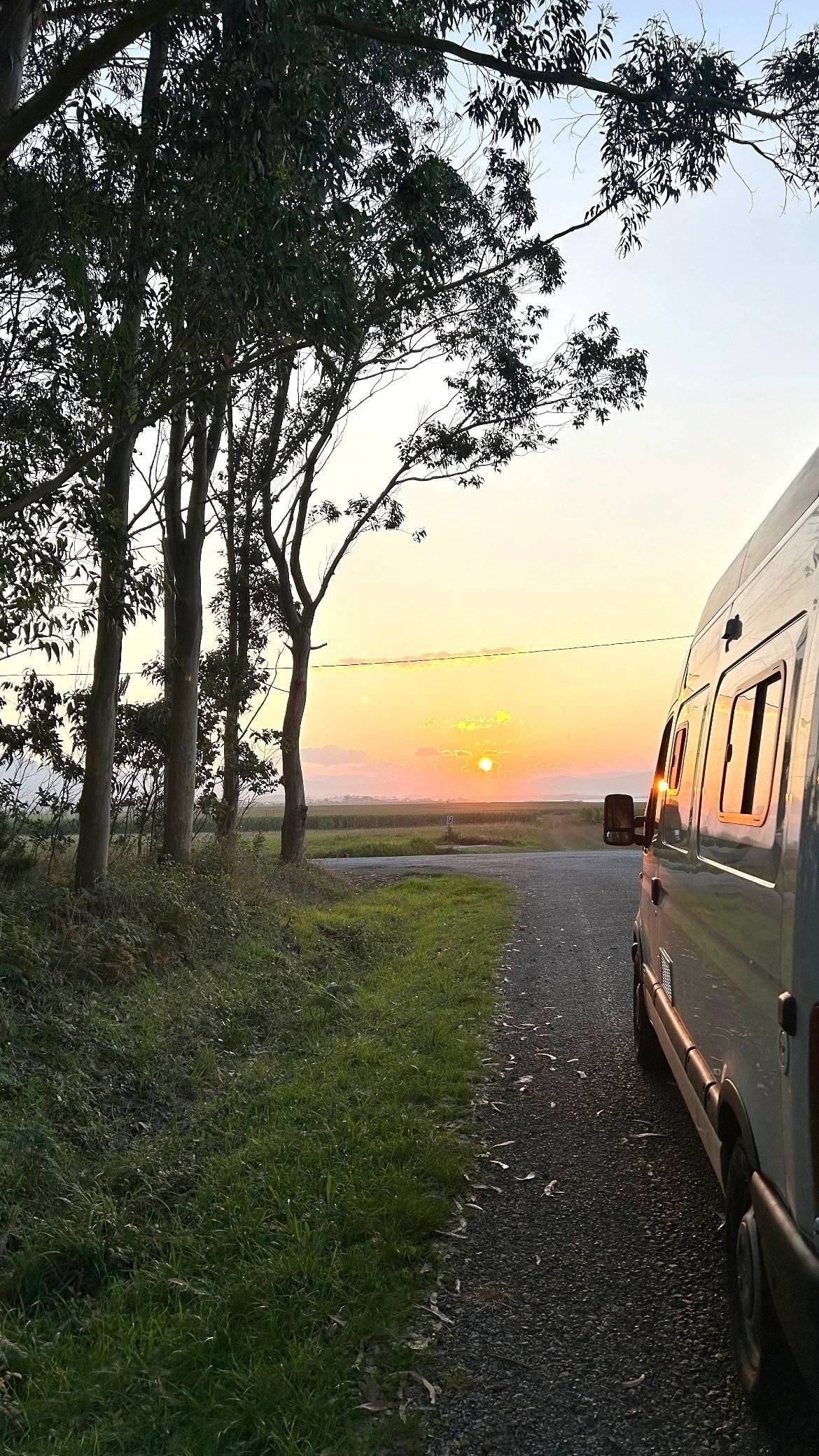 Vue avant de 3/4 Opel - Yescapa