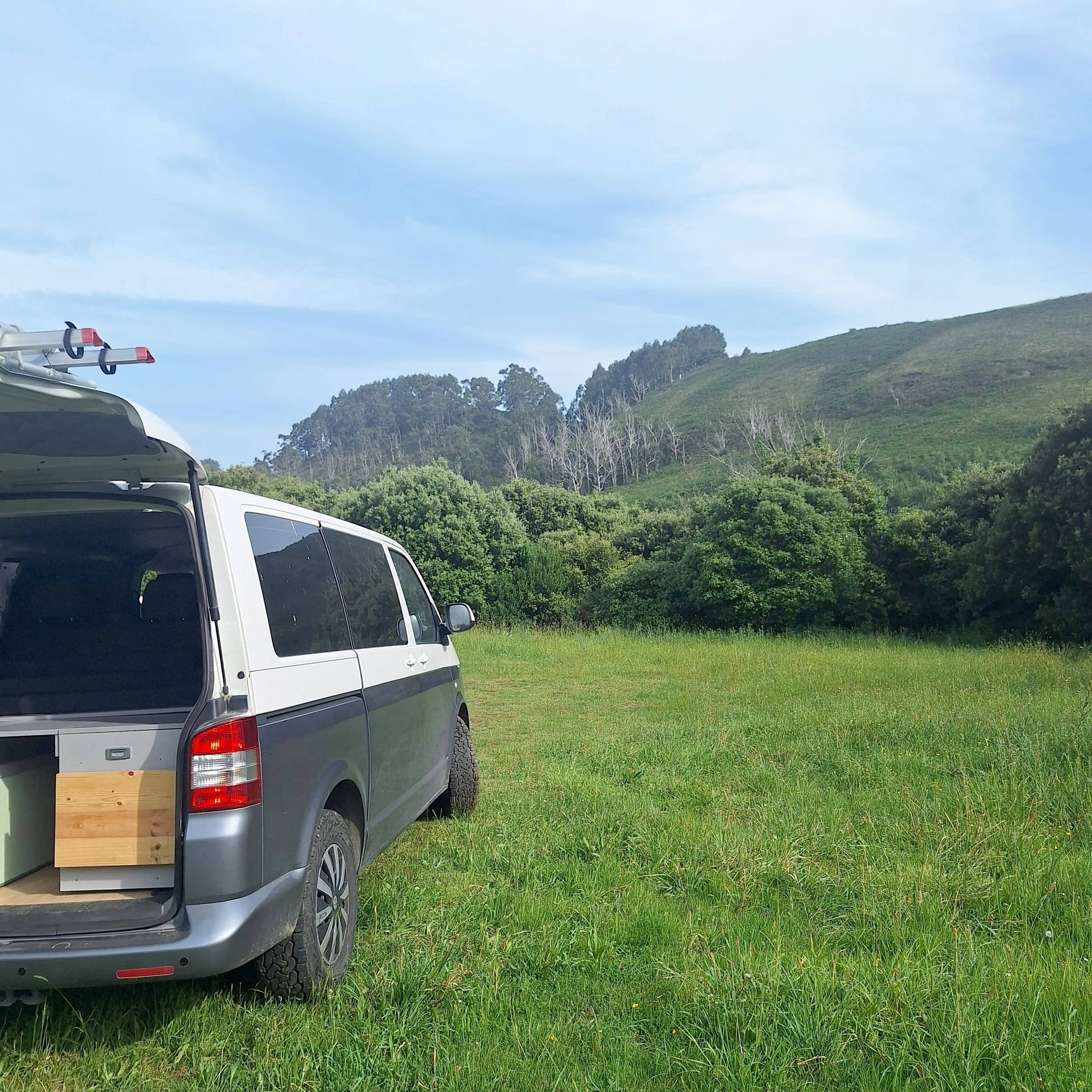 Volkswagen T5 2 l 84 ch