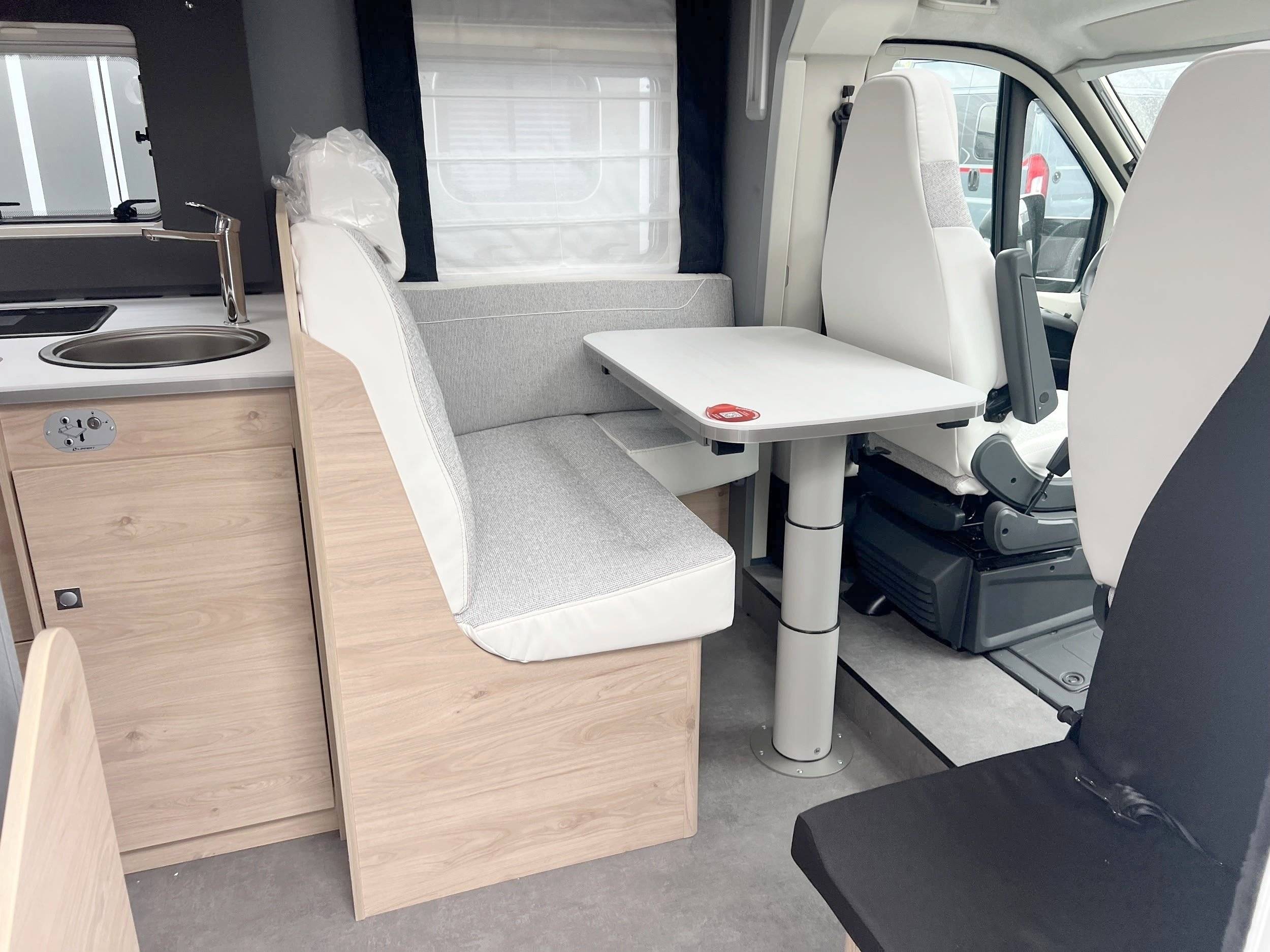 Eethoek Fiat Ducato Multijet 3  140 - Yescapa