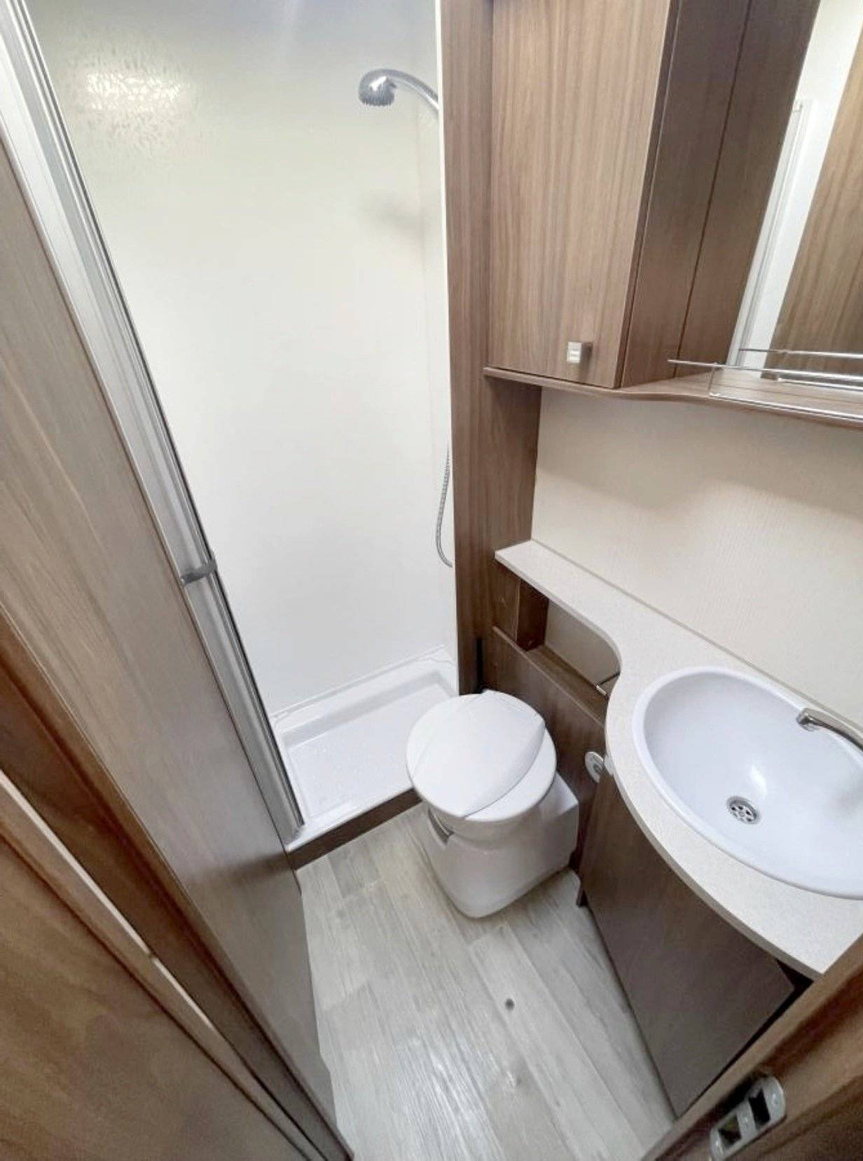 Pilote P716 P Essentiel