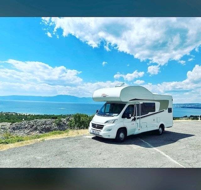 Carado / Capron 2,3 l 130 ch.