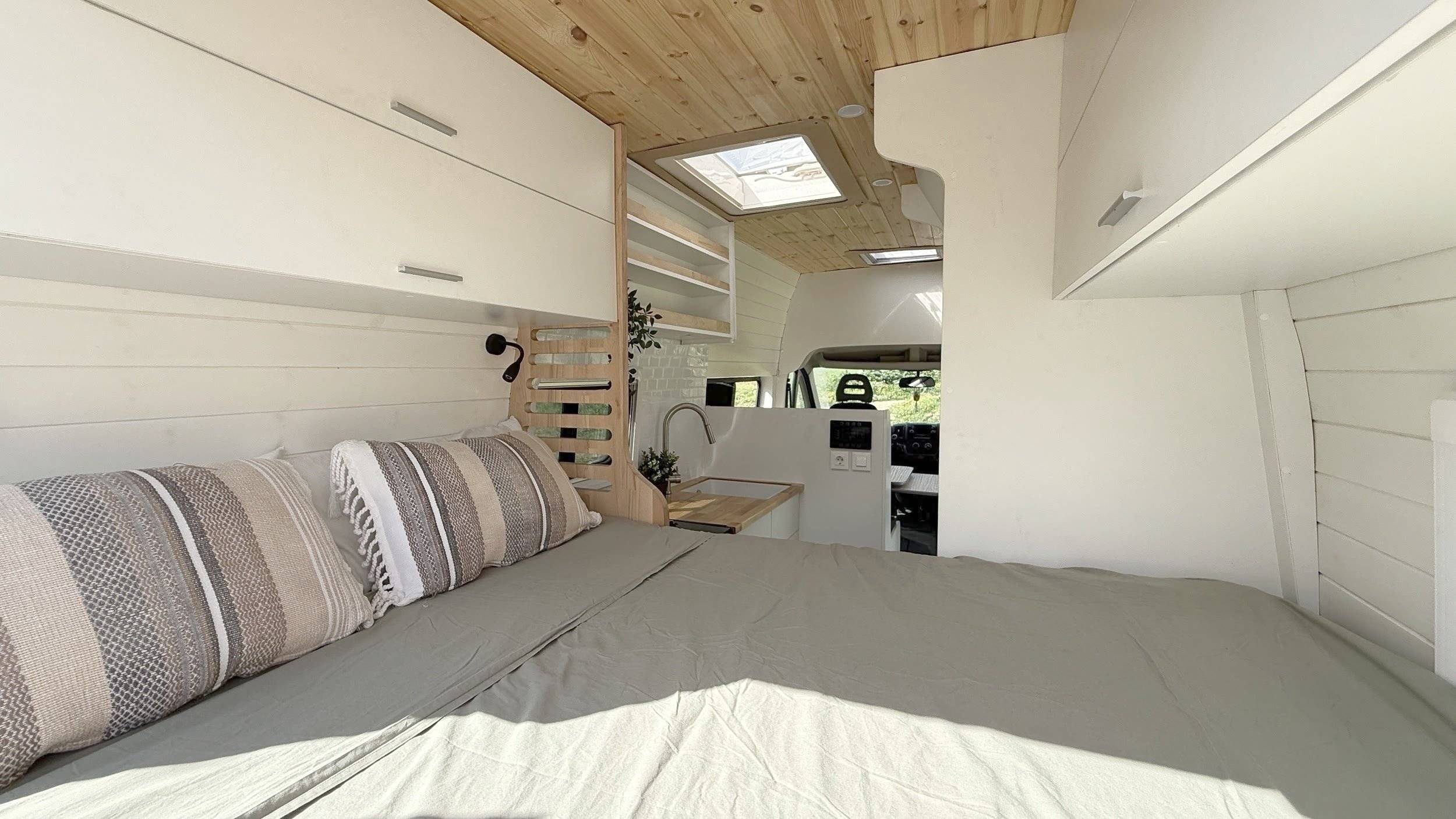 Camper Track DUCATO CAMPER VAN