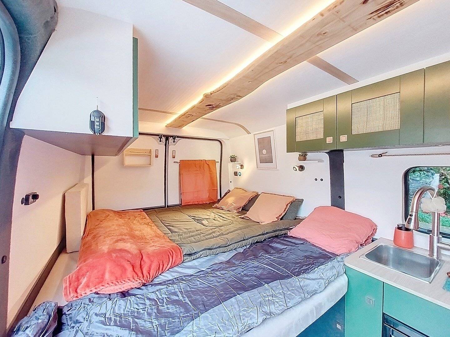 Couchages Fiat Ducato 2,0 l Multijet 100 ch. - Yescapa