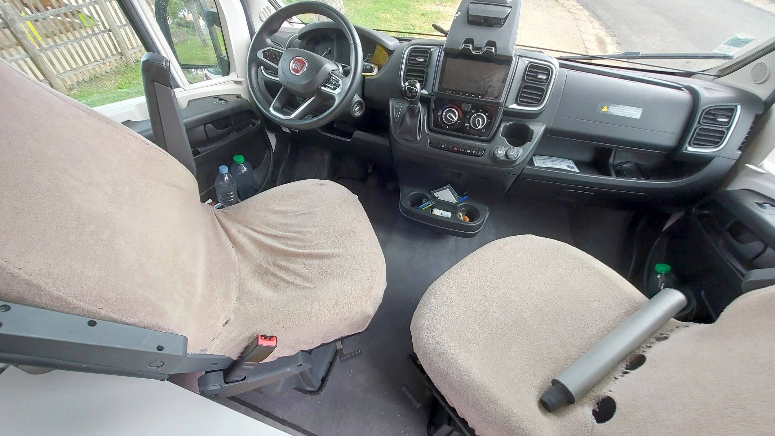 Pilote v 630 j prémium