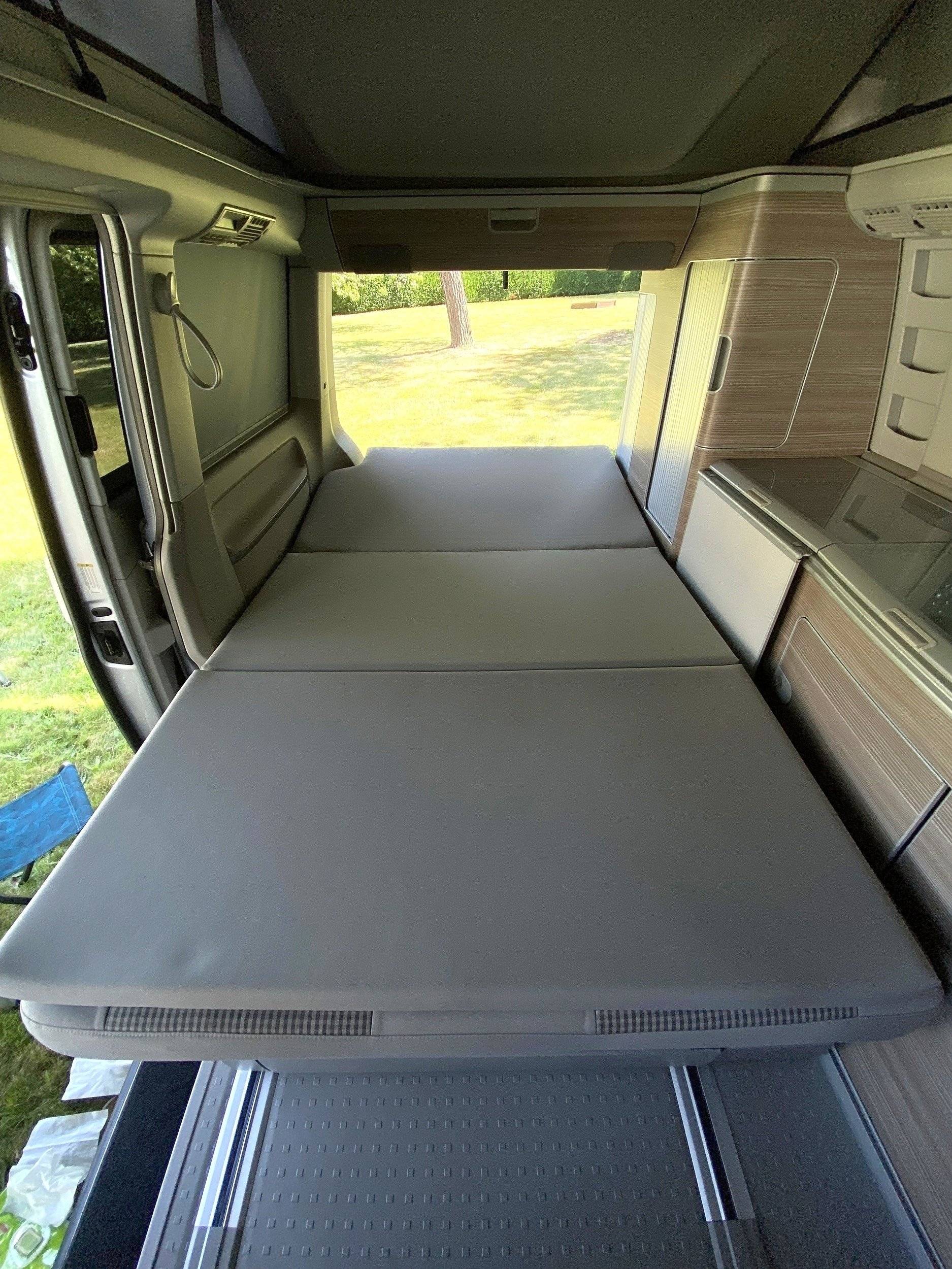 Volkswagen T6 California Coast