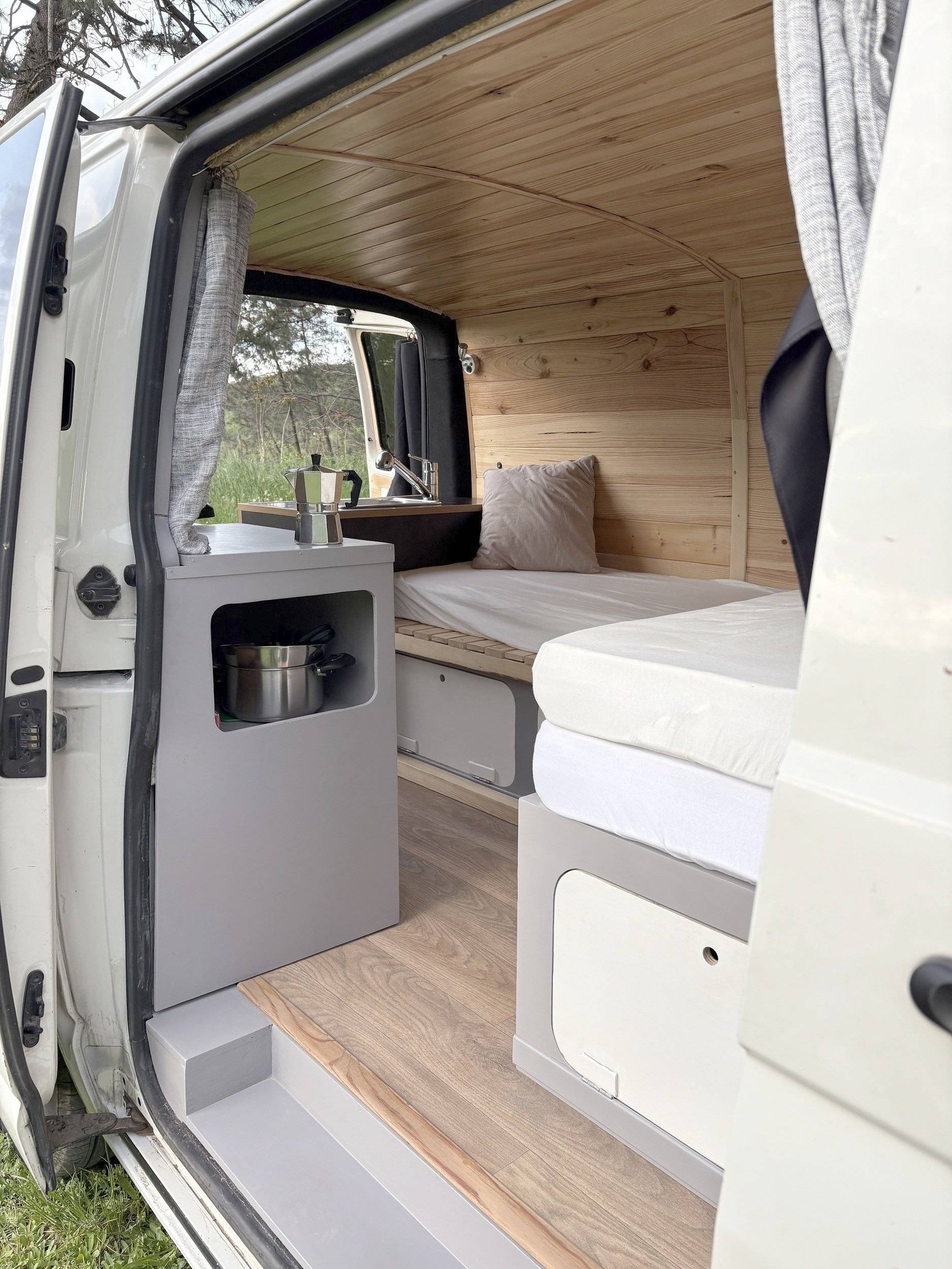 Volkswagen T5 2,5 l 130 ch