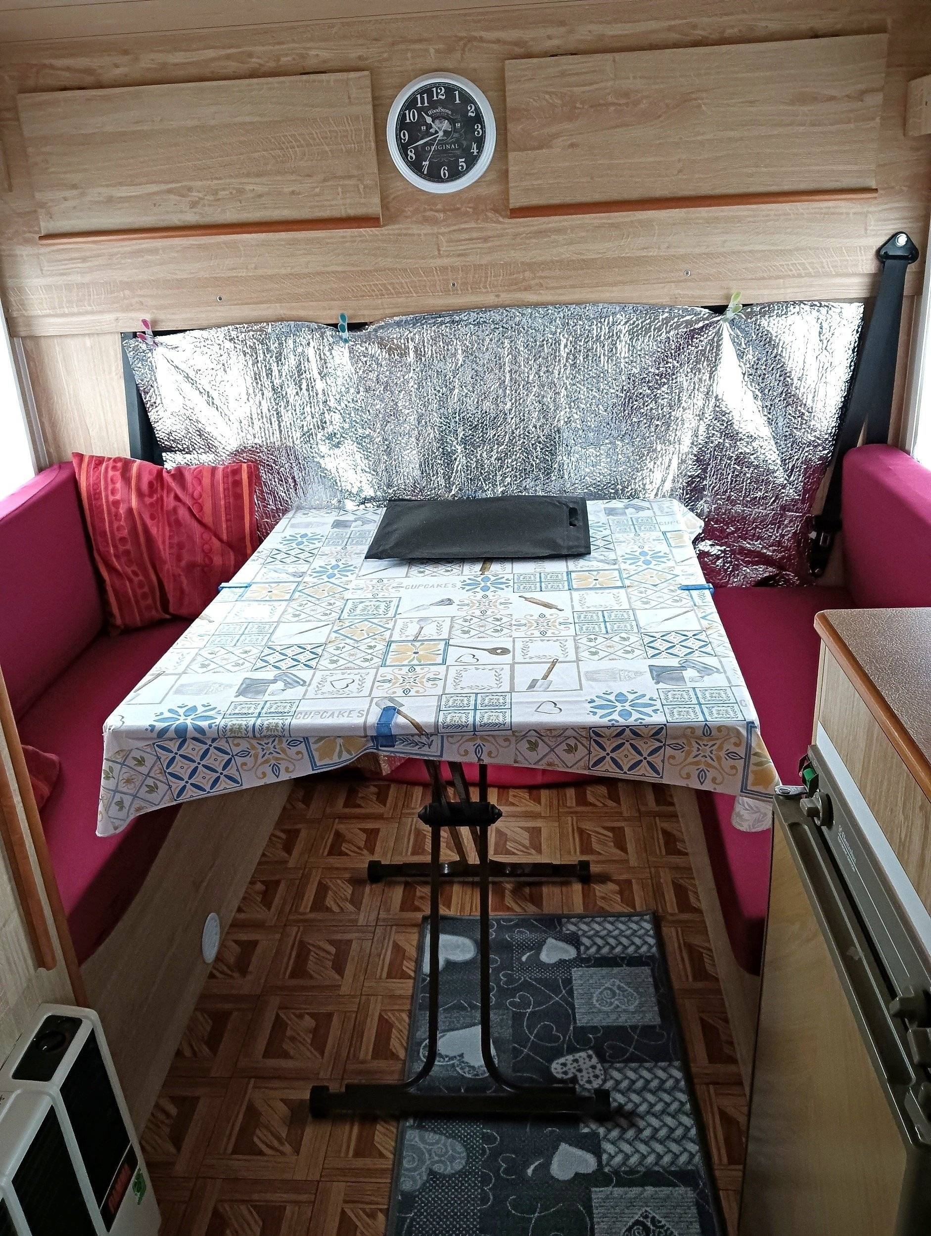 Berth Ford ford transit - Yescapa