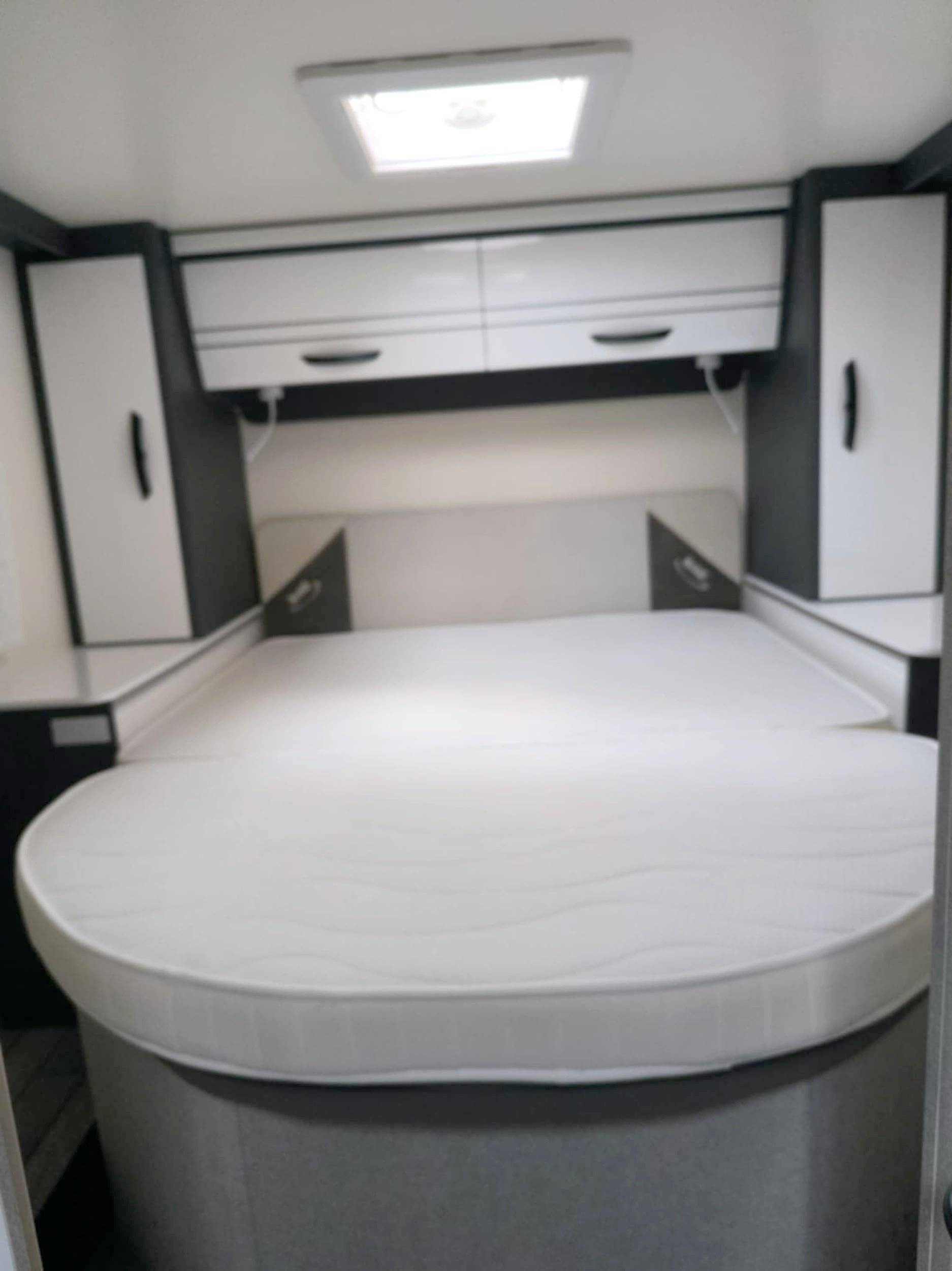 Letti Ford ford transit - Yescapa