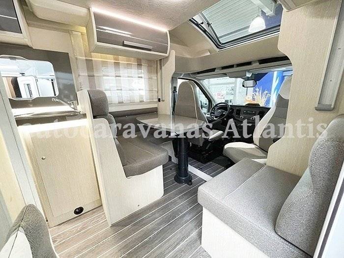 Coin repas Ford ford transit - Yescapa