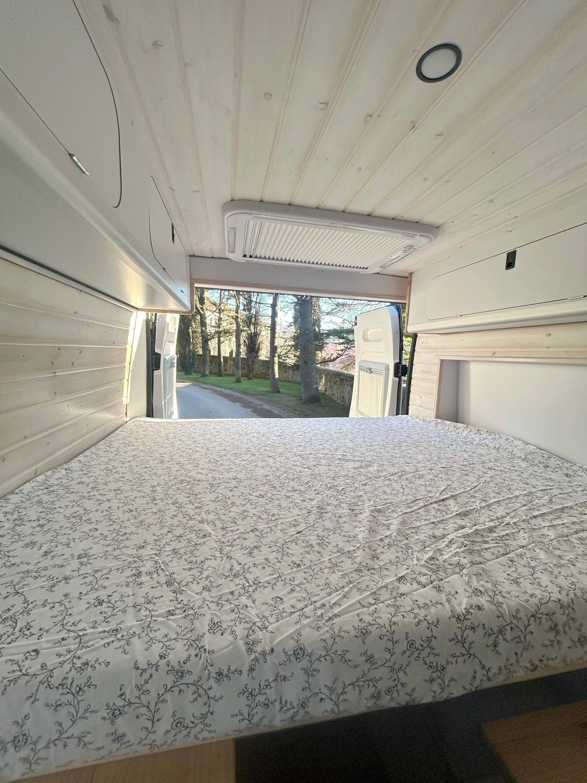Concept Van Loisirs Jumper