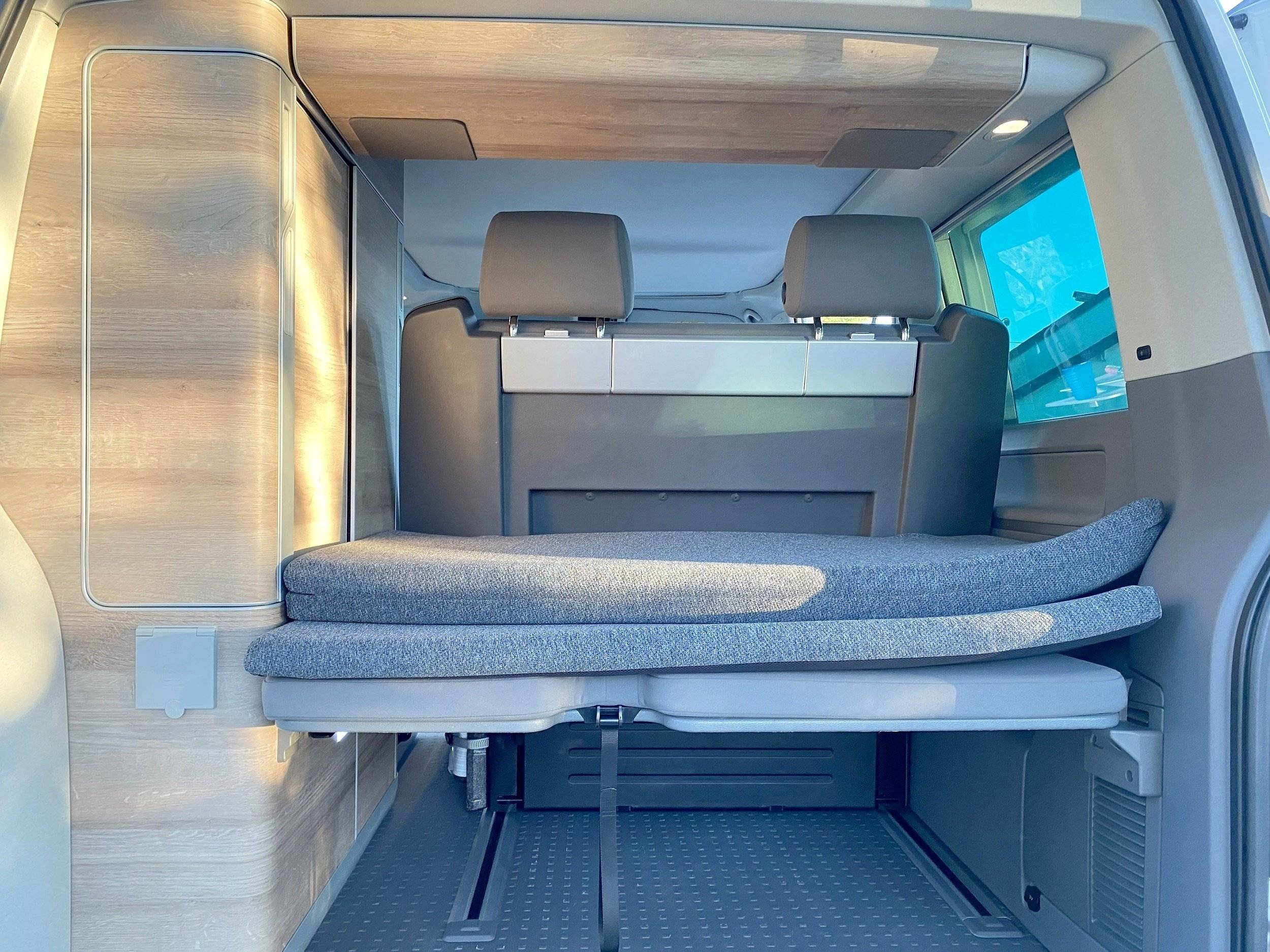 Volkswagen T6.1 California Coast DSG7 150CH