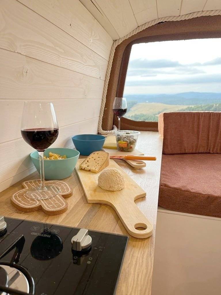 Volkswagen Transporter T5 L2H1 2 l 102 ch