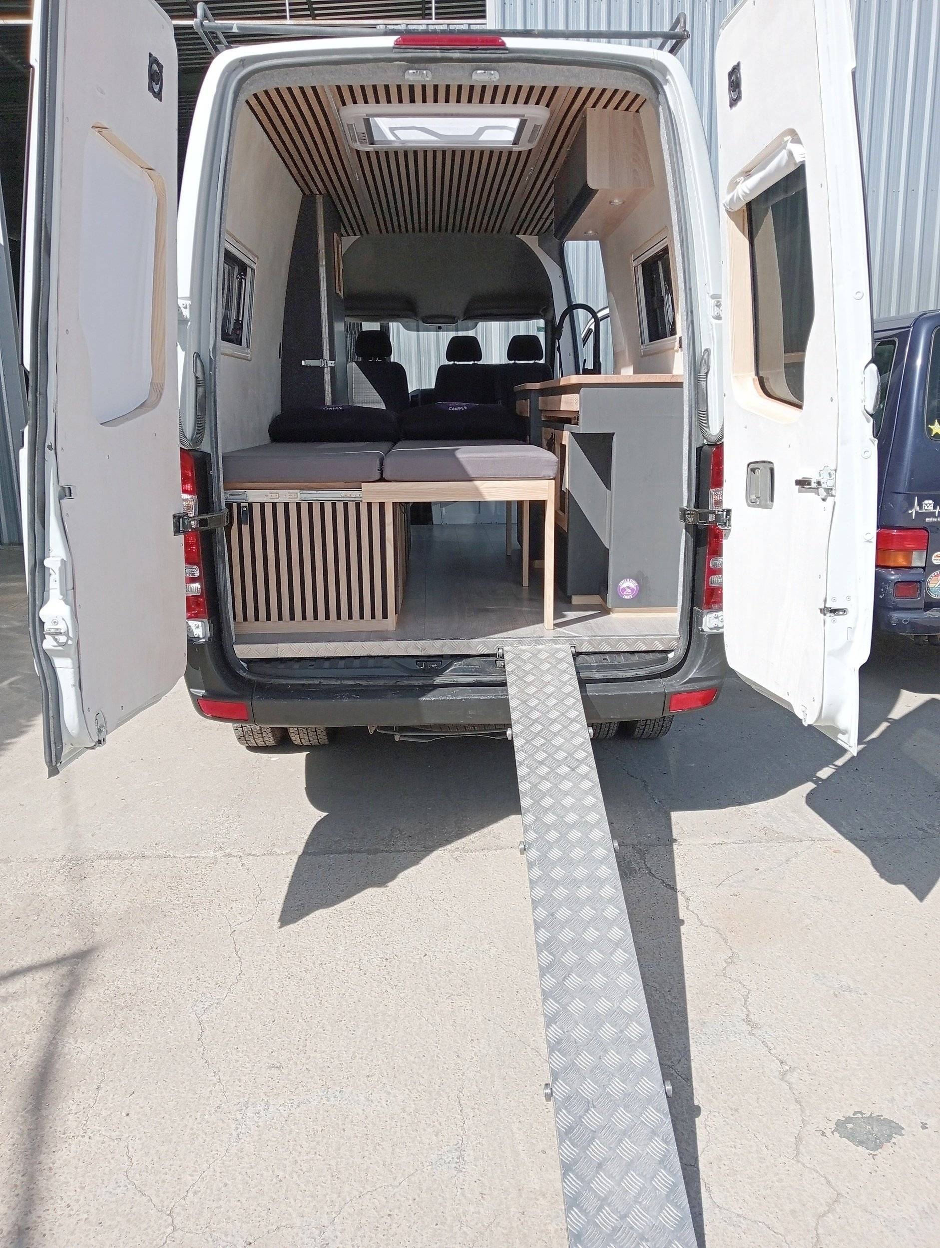 Mercedes Benz  Mercedes Sprinter