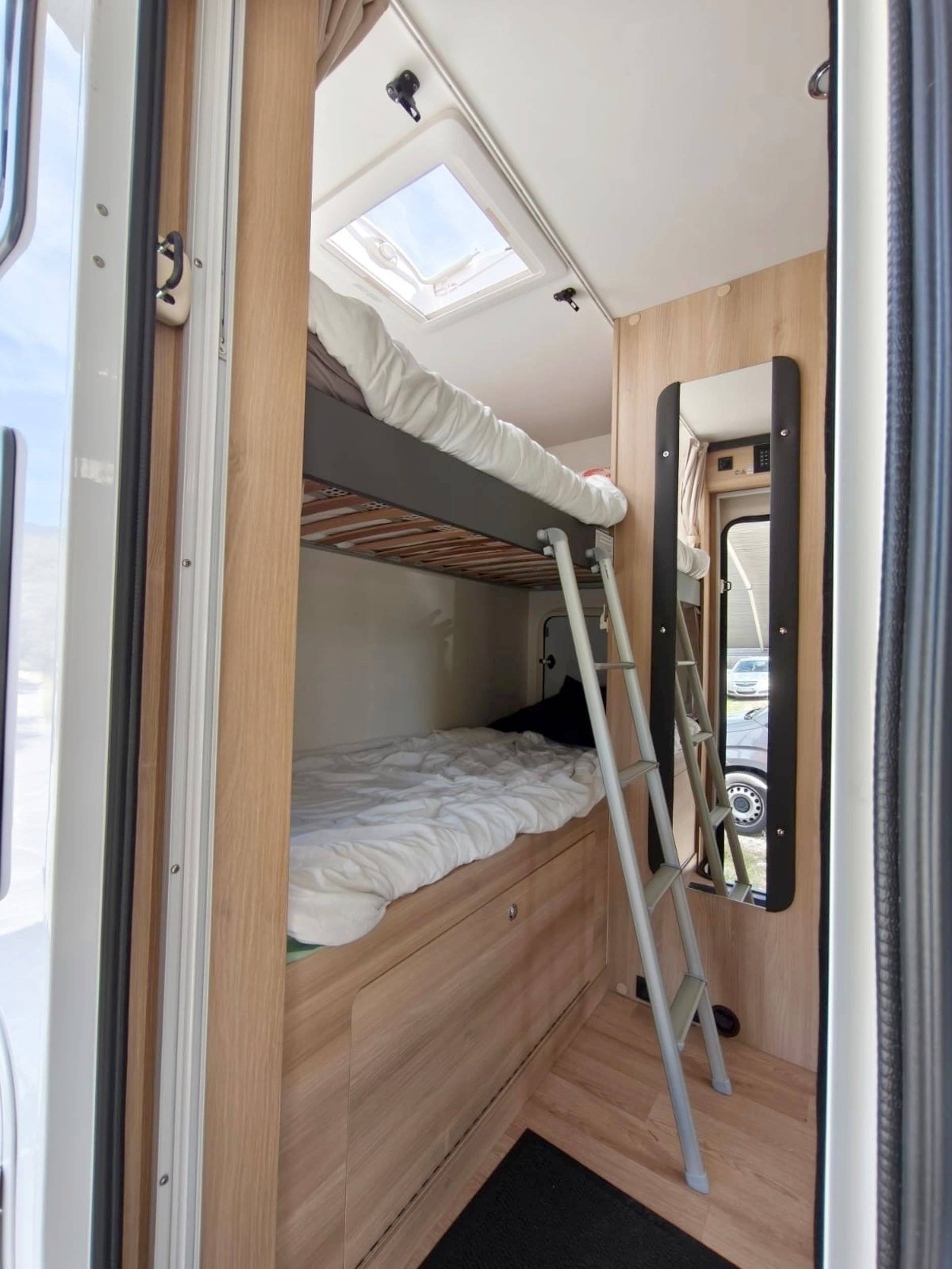 Berth Fiat Ducato 2,0 l 130 ch - Yescapa