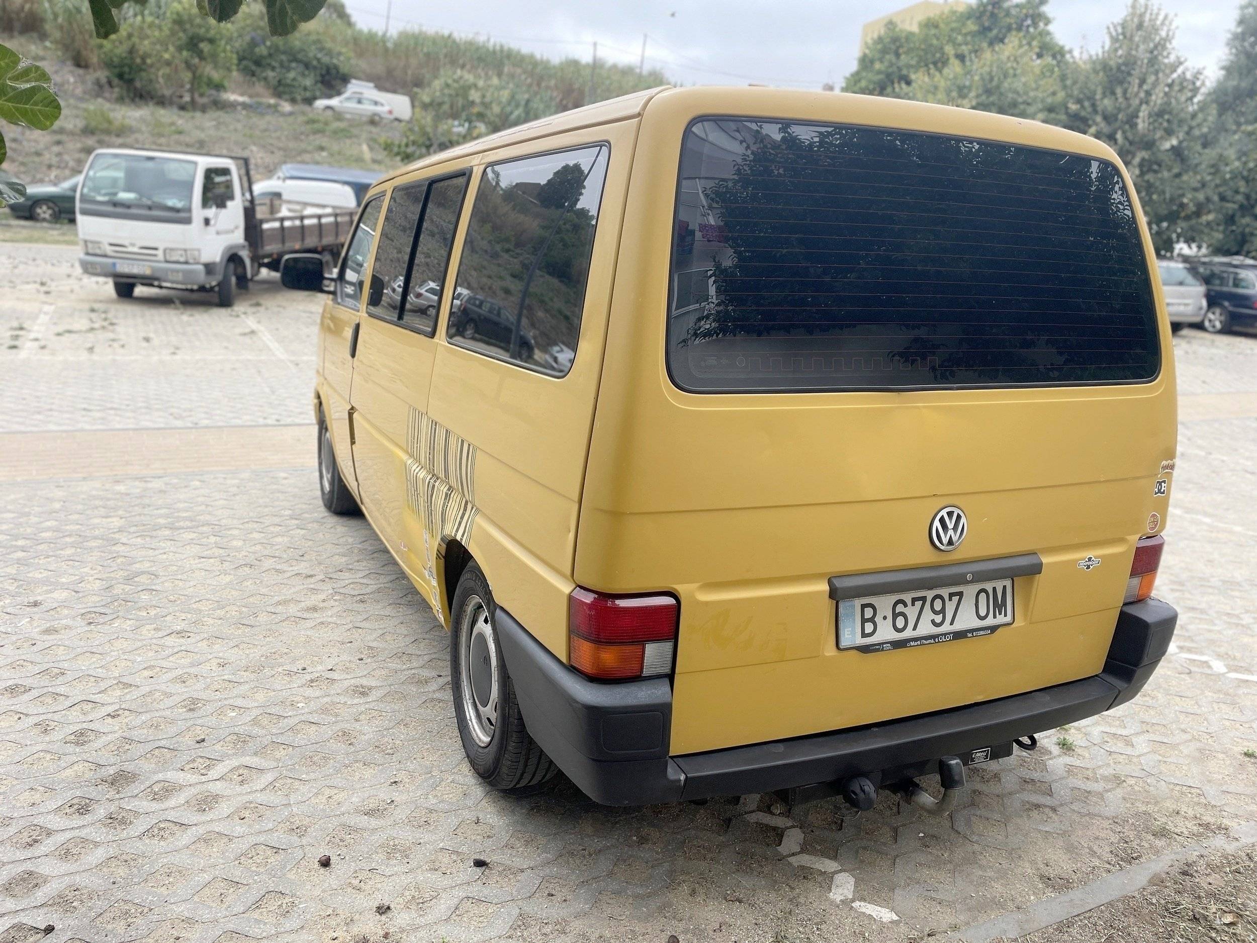 Volkswagen Transporter T4 2.4D